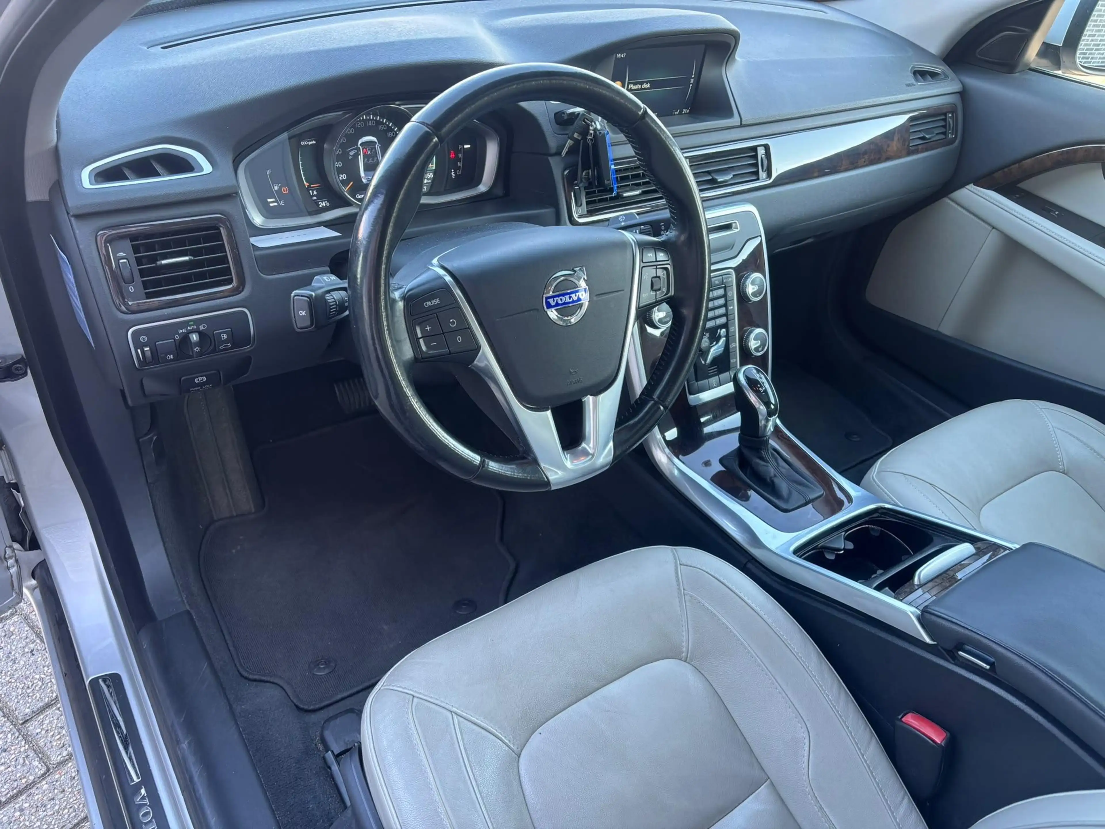 Volvo S80 2.0 T5 Summum | Trekhaak | Parkeersensoren | Schui — photo 2