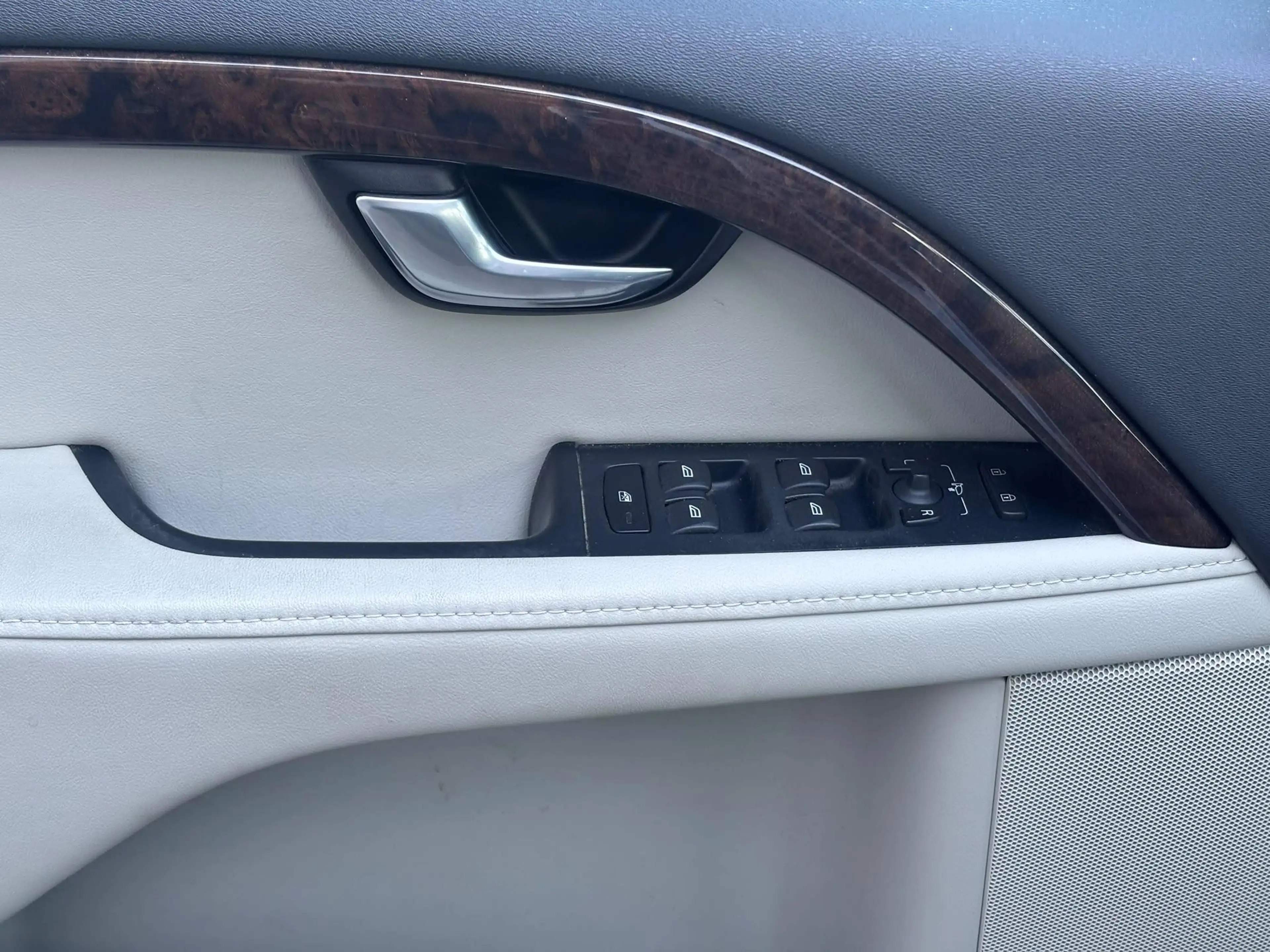 Volvo S80 2.0 T5 Summum | Trekhaak | Parkeersensoren | Schui — photo 12