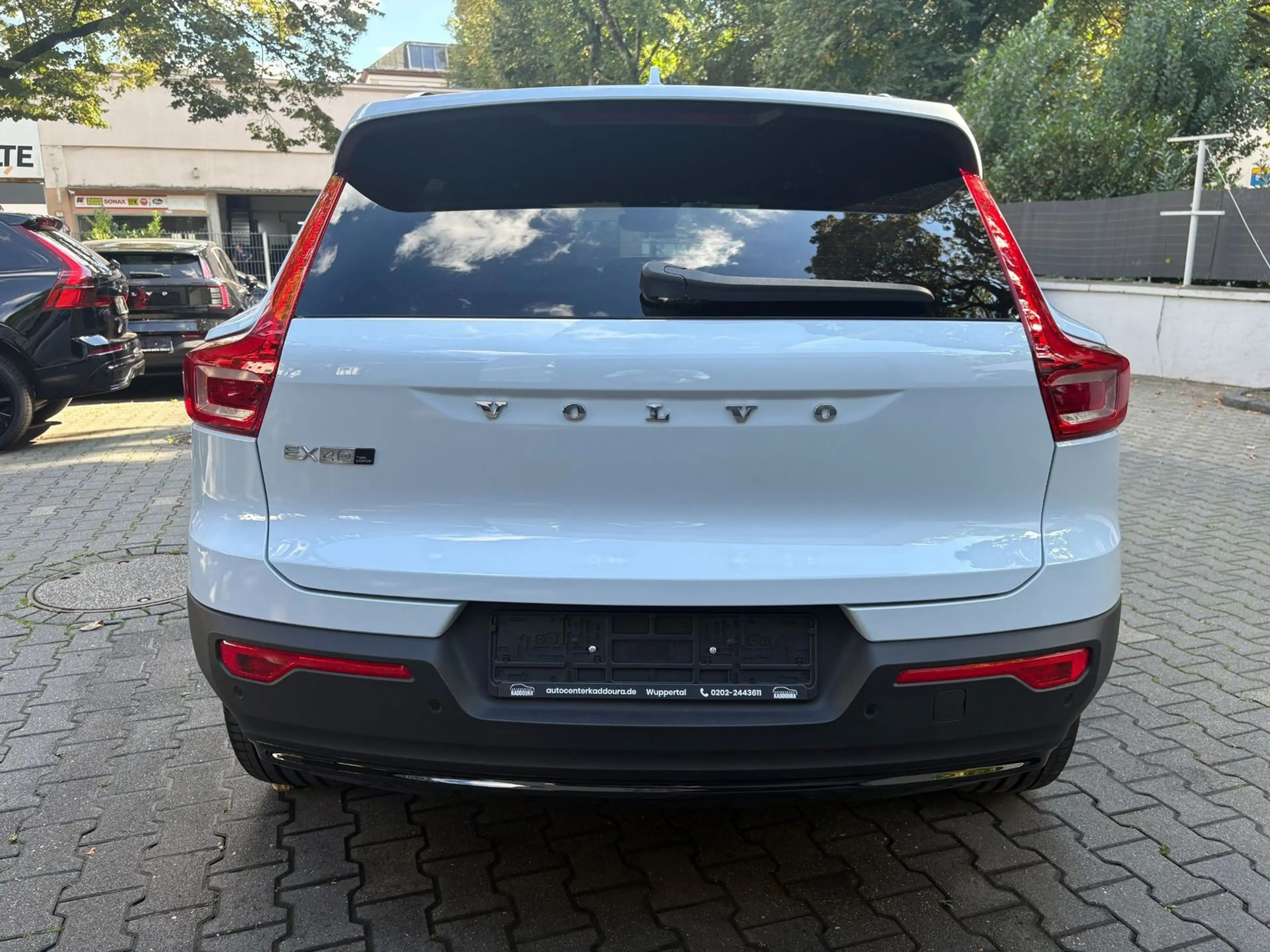 Volvo EX40 Twin Motor AWD Plus Dark 360 H&K CLOUD BLUE — photo 6