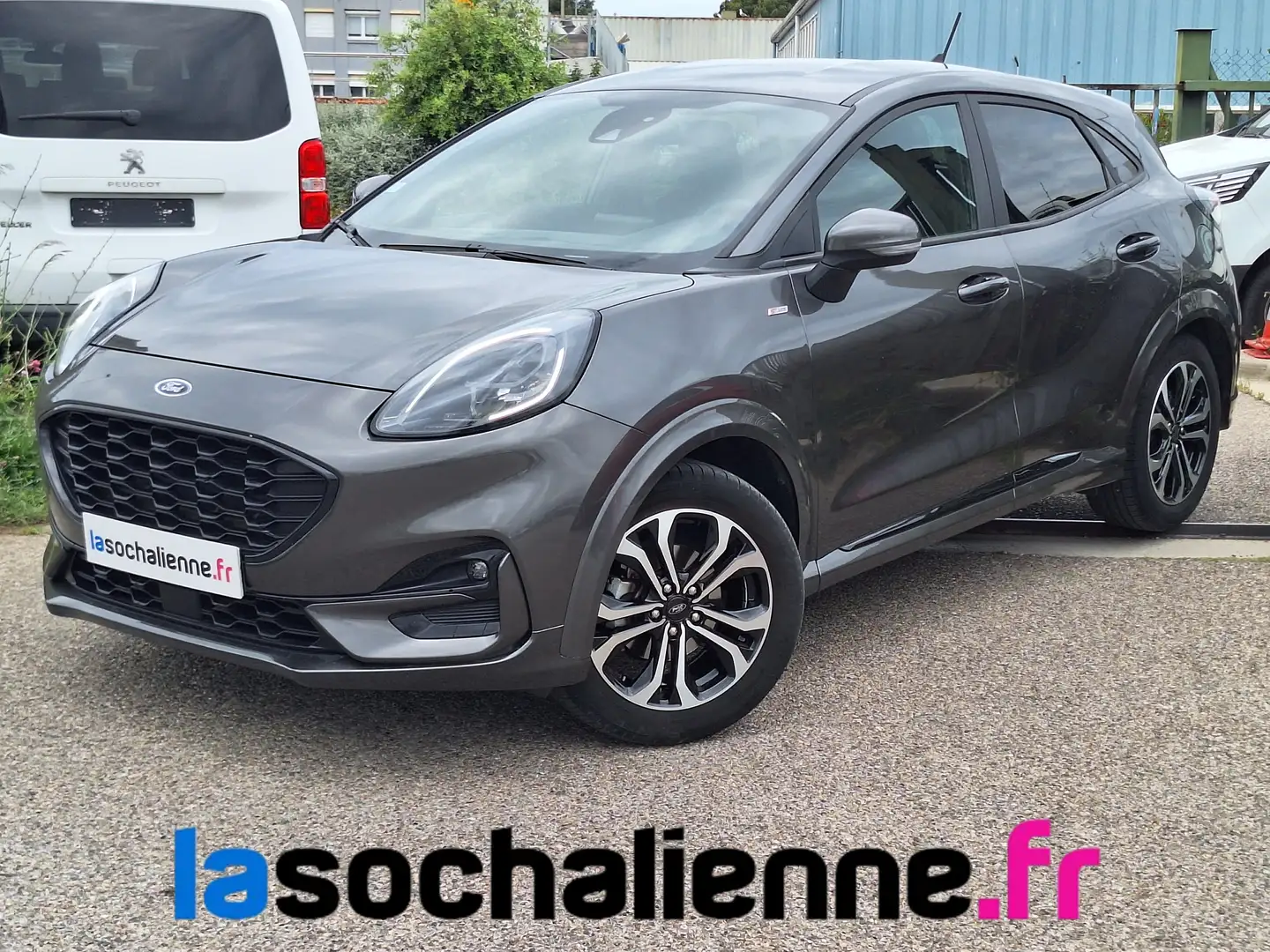 Ford Puma 1.0 EcoBoost 155 ch mHEV S\u0026amp;S BVM6 ST-Line équipé éthanol Gris - 1