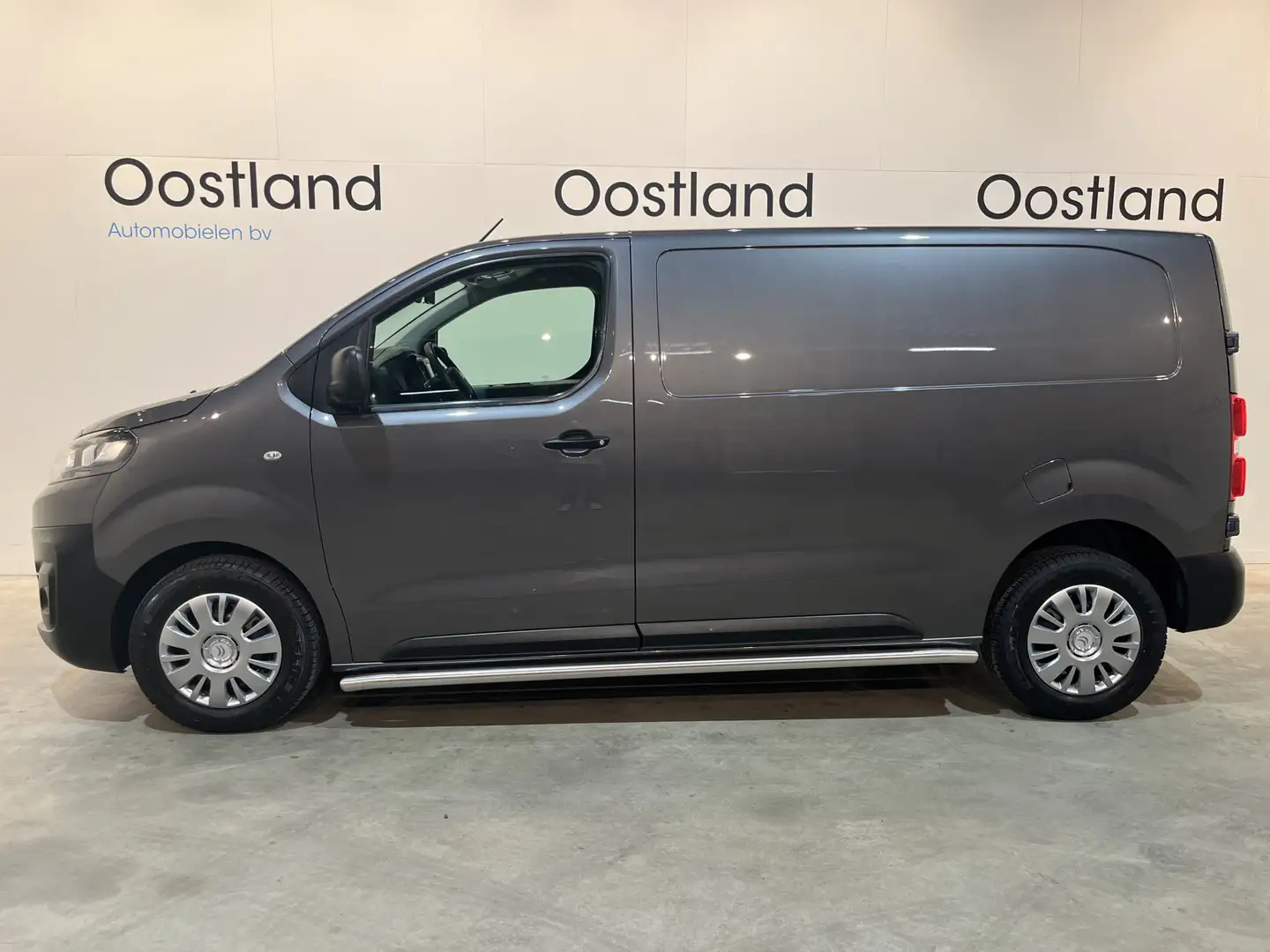 Citroen Jumpy 2.0 BlueHDI L2 120 PK / Euro 6 / Airco / Cruise Co Gris - 2