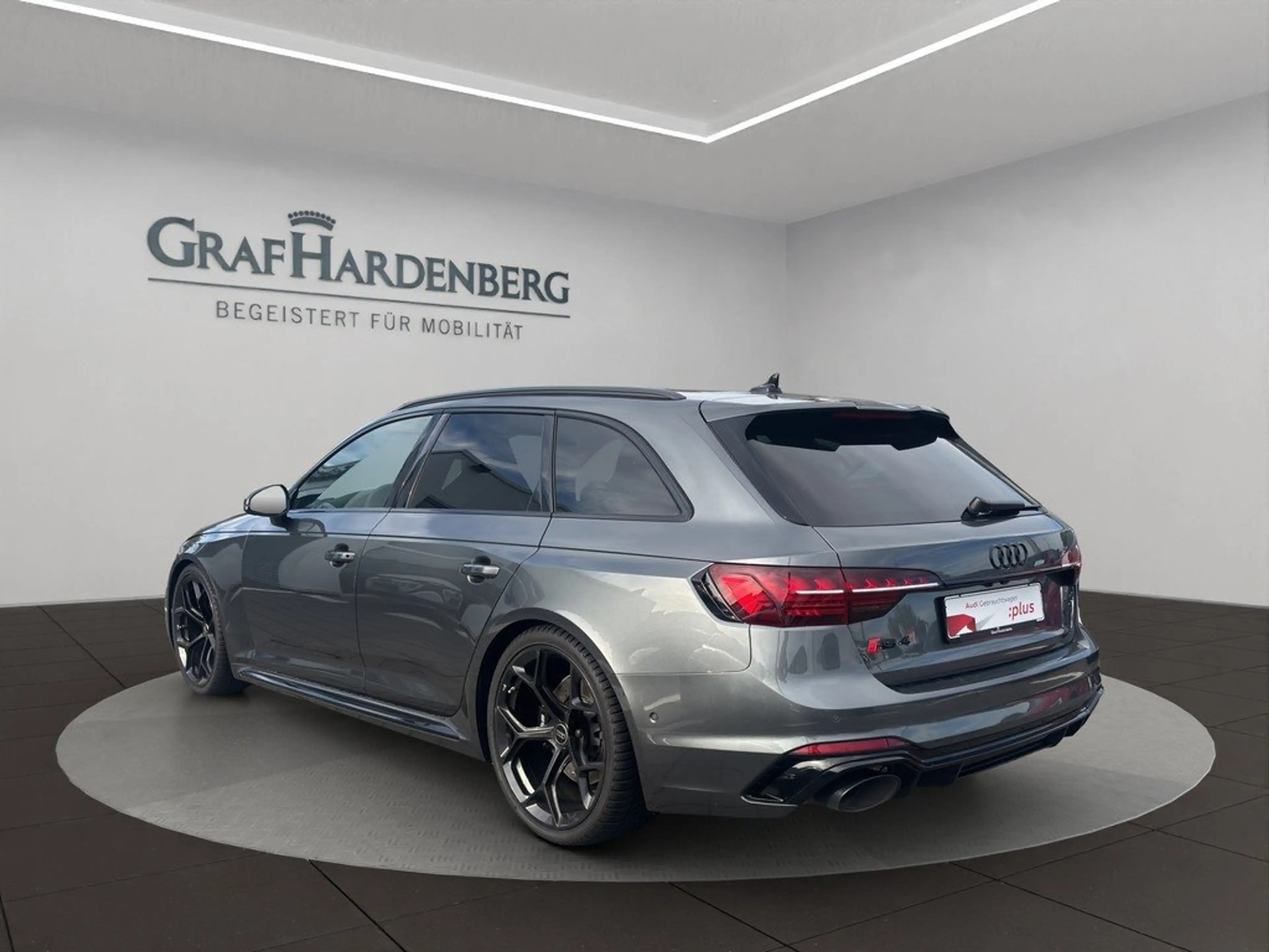 Audi RS4 RS 4 Avant 2.9 TFSI qu. Matrix B&O 360° AHK — photo 8