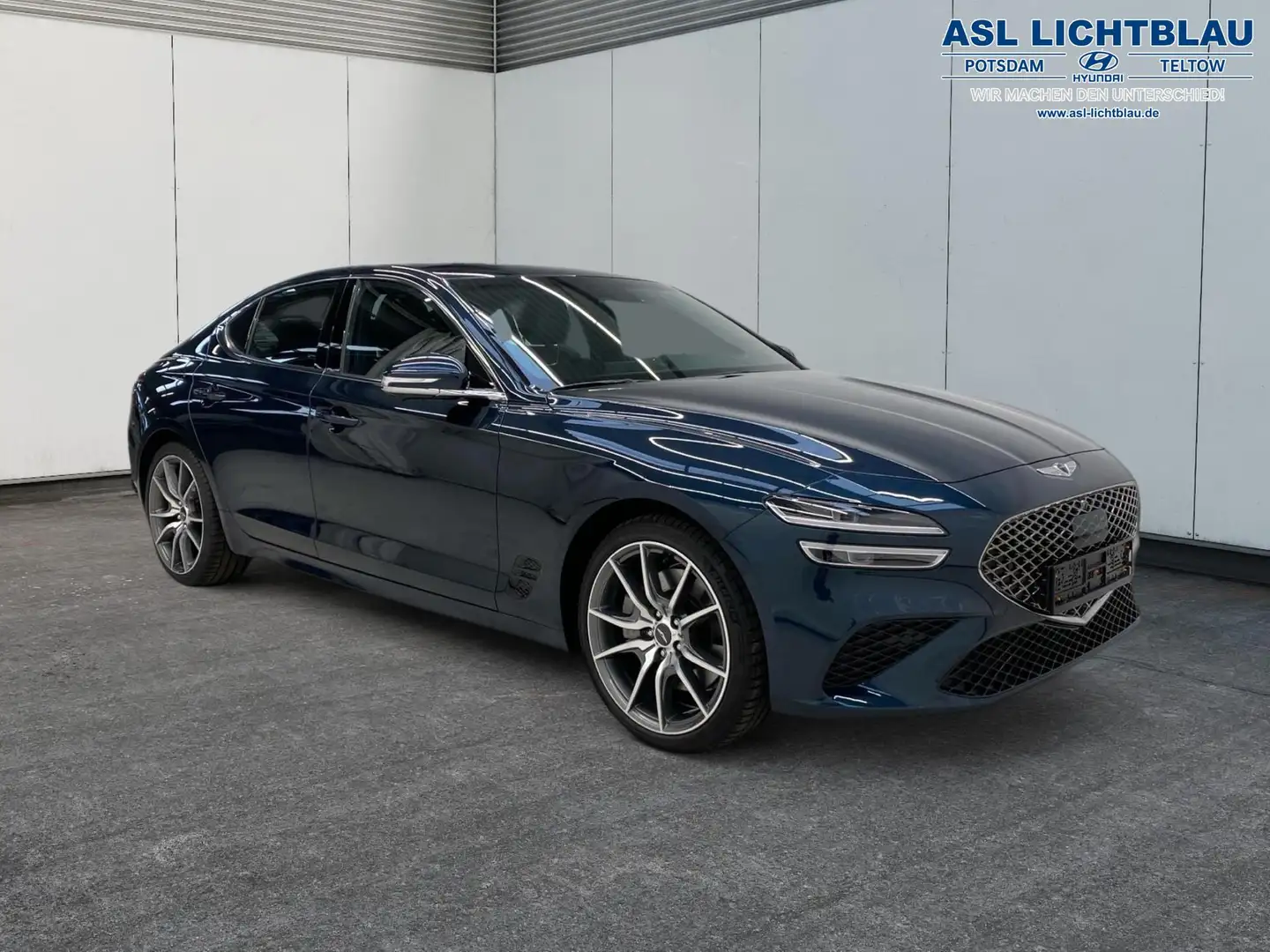 Genesis G70 Luxury 2.0T 4WD A/T PANO LEXICON NAPPA 360° 2.0T Blauw - 2