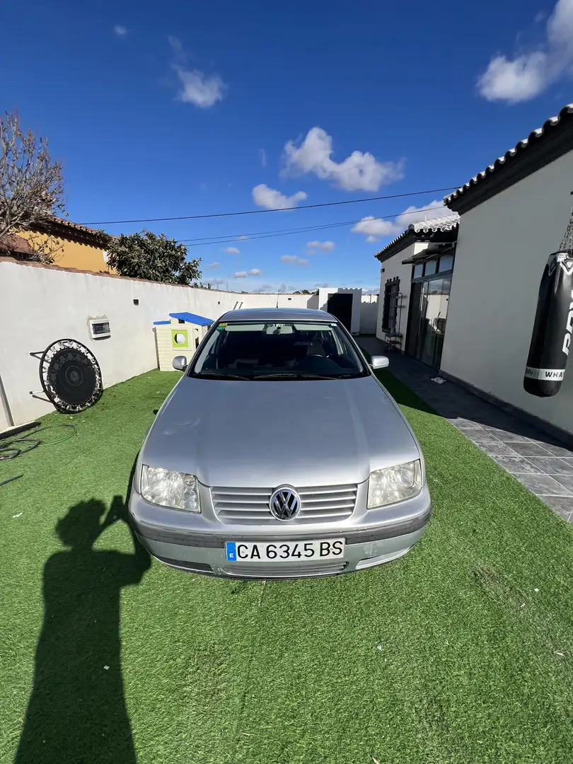 Volkswagen Bora Break 1.6i 16v - 1