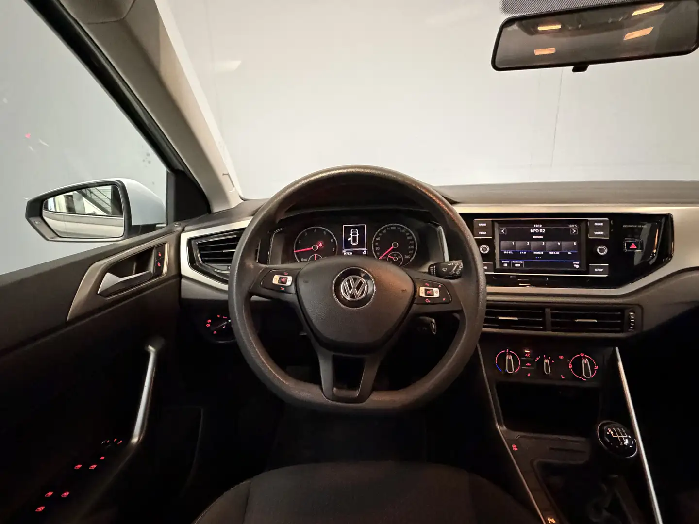 Volkswagen Polo 1.0 TSI Comfortline Airco|PDC|Stoelverwarming Grijs - 2