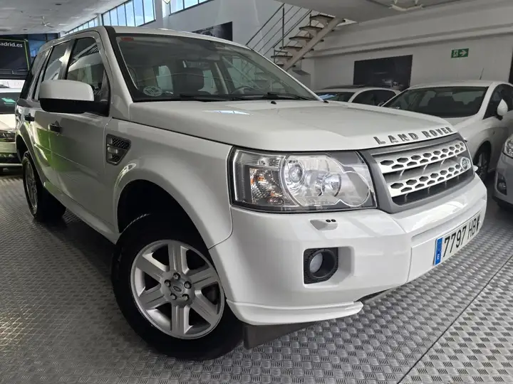 Land Rover Freelander 2011, foto 3