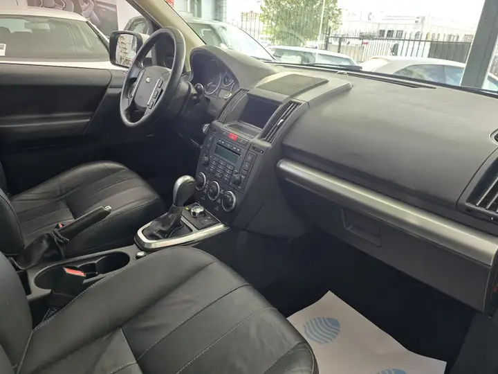 Land Rover Freelander 2011, foto 15