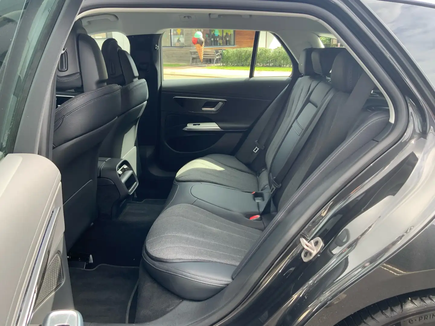 Mercedes-Benz E 300 de T 4Matic 9G-TRONIC Edition AVANTGARDE Gris - 2