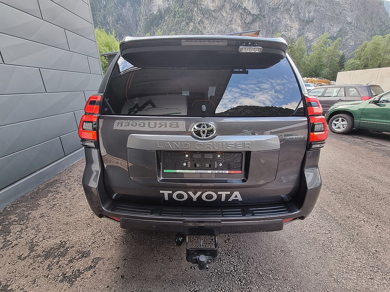 Toyota Land Cruiser Landcruiser 2,8 D-4D 4WD **Executive**AHK- 3000... — photo 3