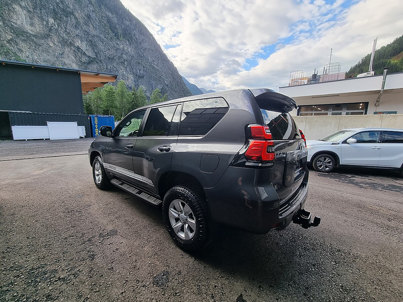 Toyota Land Cruiser Landcruiser 2,8 D-4D 4WD **Executive**AHK- 3000... — photo 7