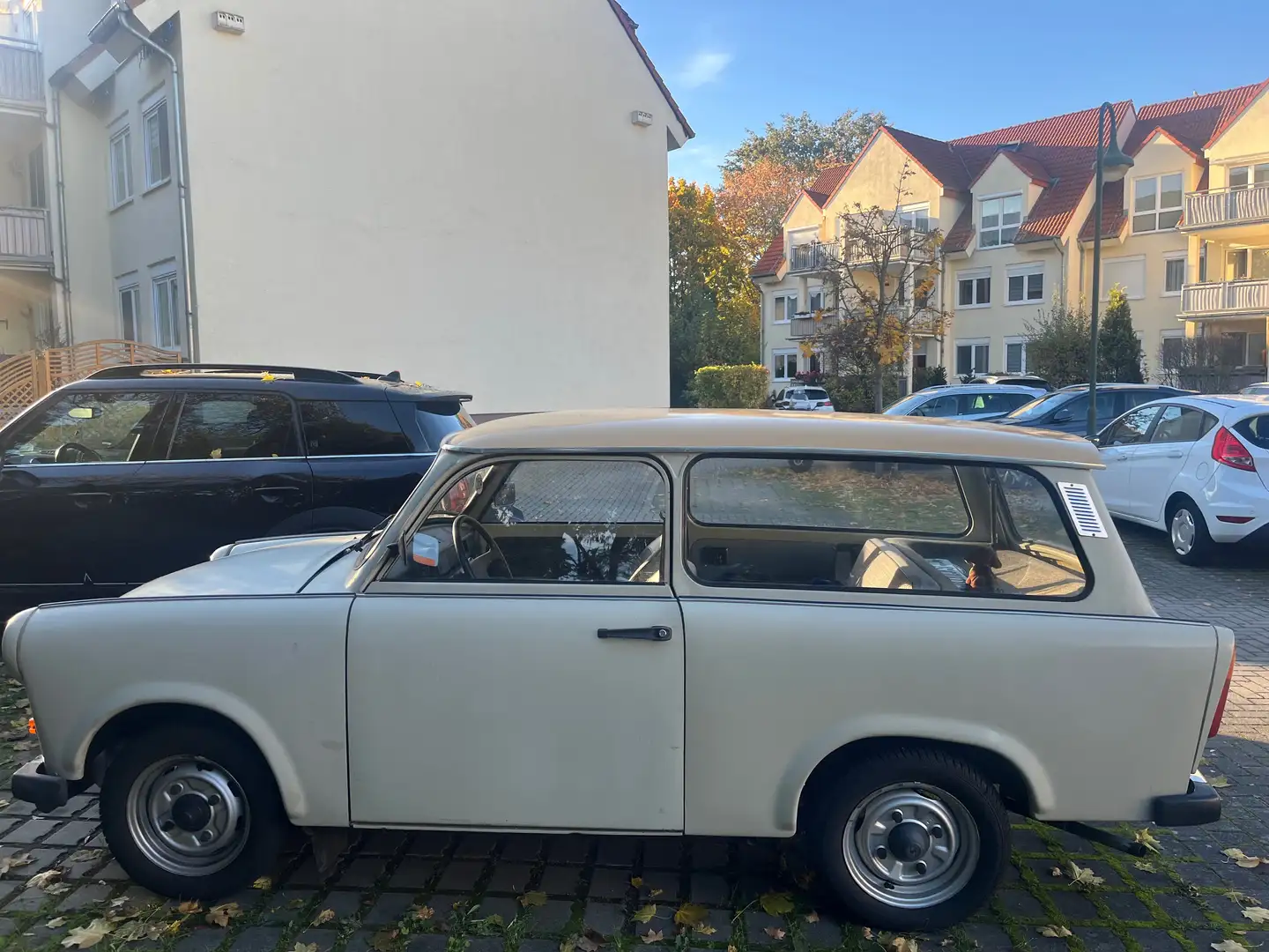 Trabant P601 Trabant 601 Universal im guten Zustand Weiß - 1