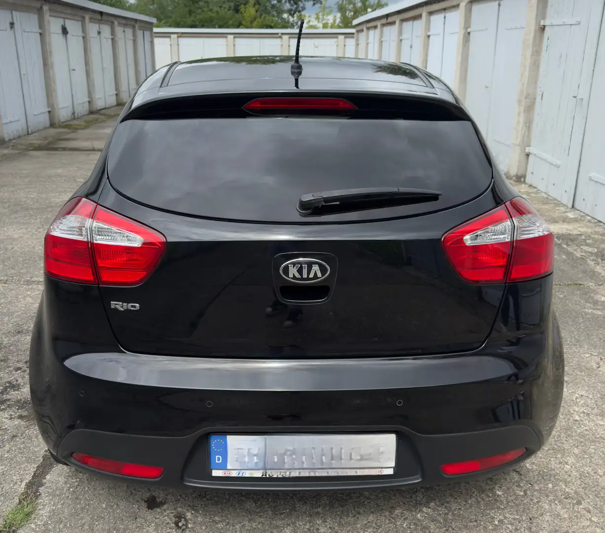 Kia Rio 1.2 Spirit Чорний - 2