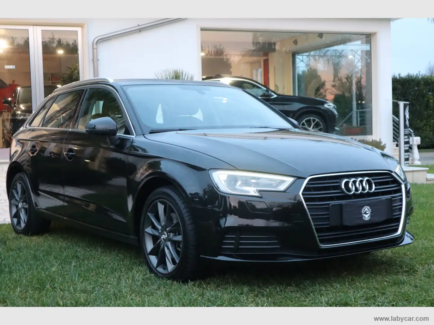 Audi A3 SPB 2.0 TDI S tronic Sport Nero - 1