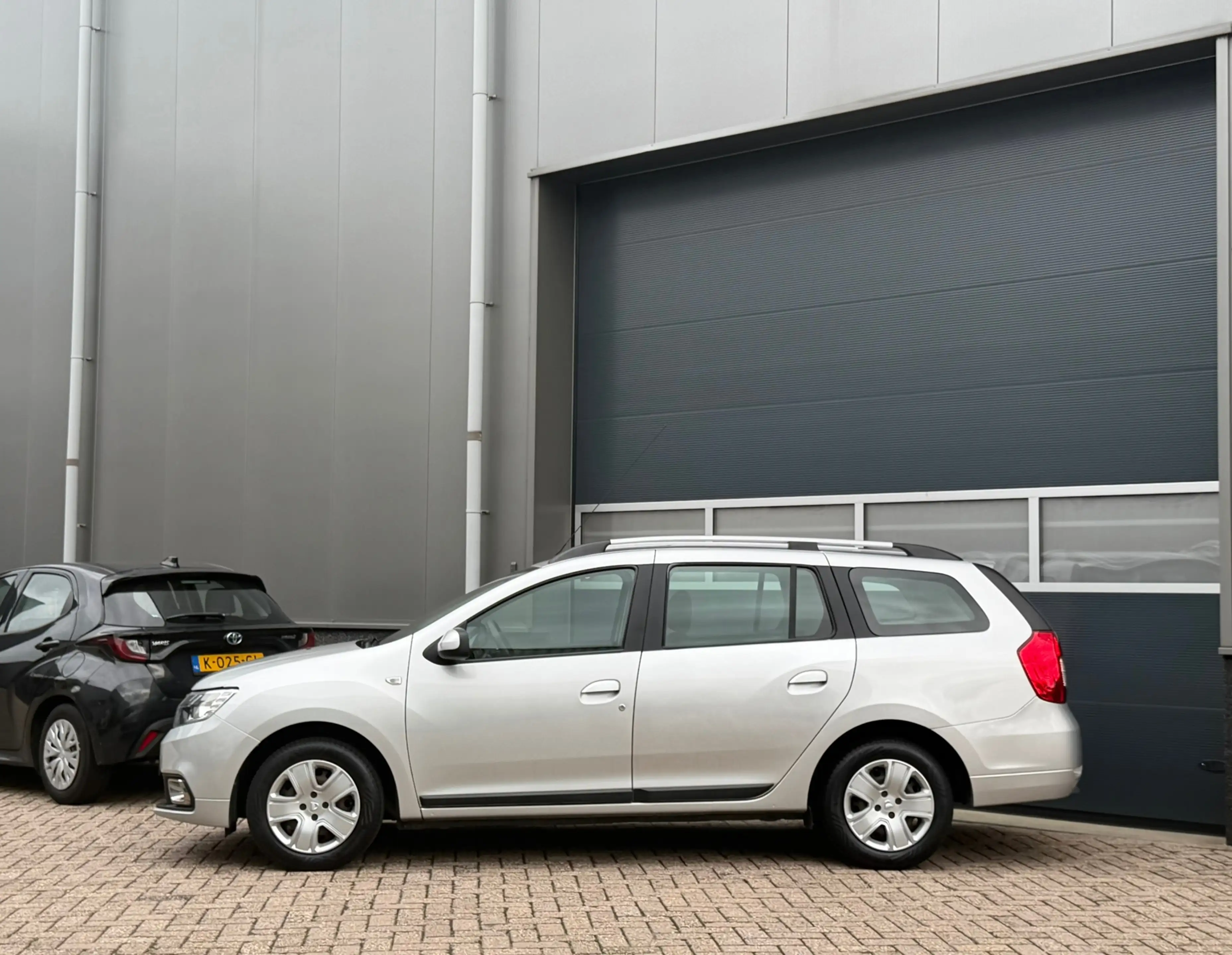 Dacia Logan MCV 0.9 TCe Ambiance bj.2018 Airco|Pdc|OH aanwezig — photo 2