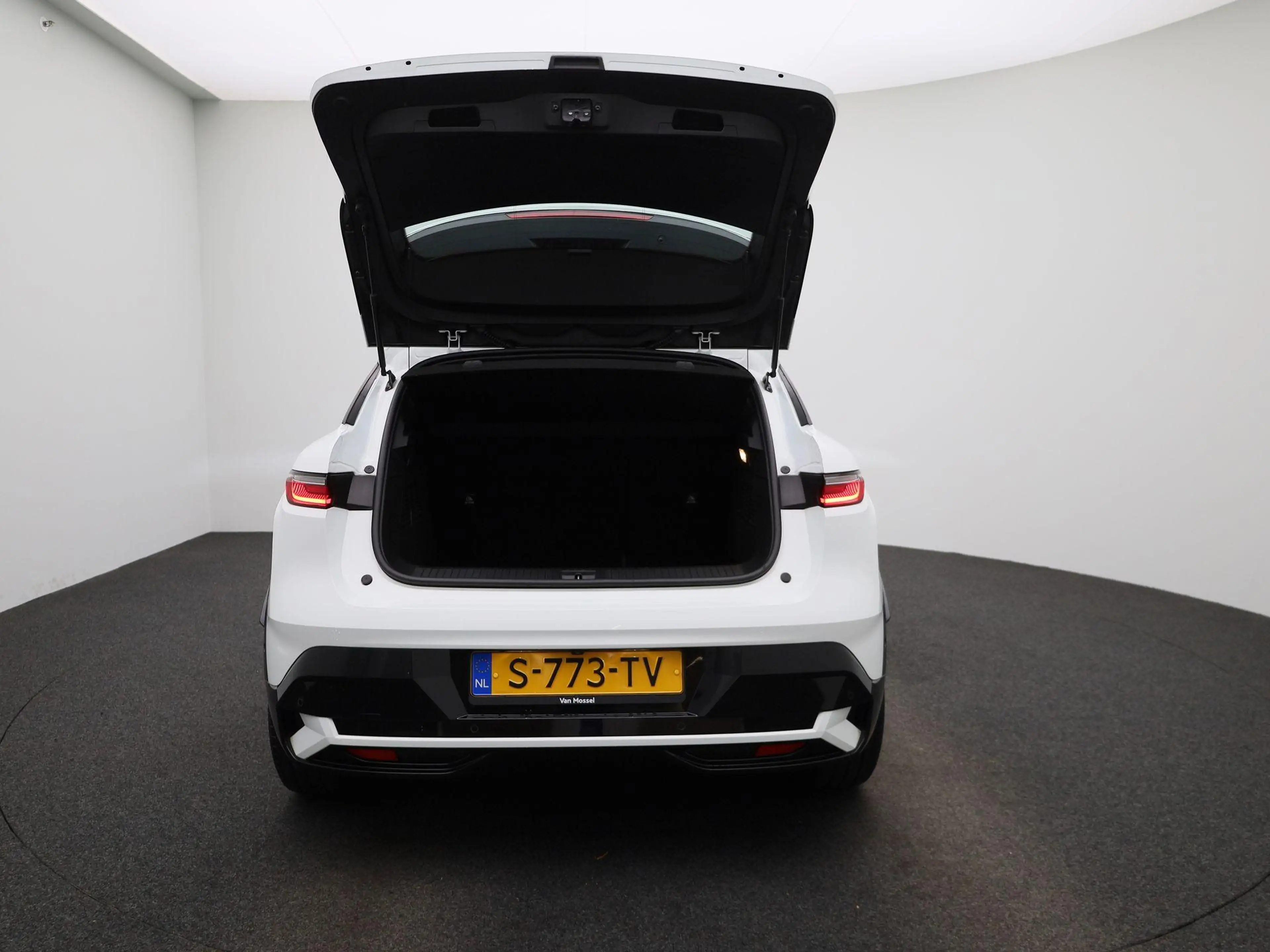 Renault Megane E-Tech EV60 Optimum Charge Evolution Navigatie | Stoel/St — photo 11