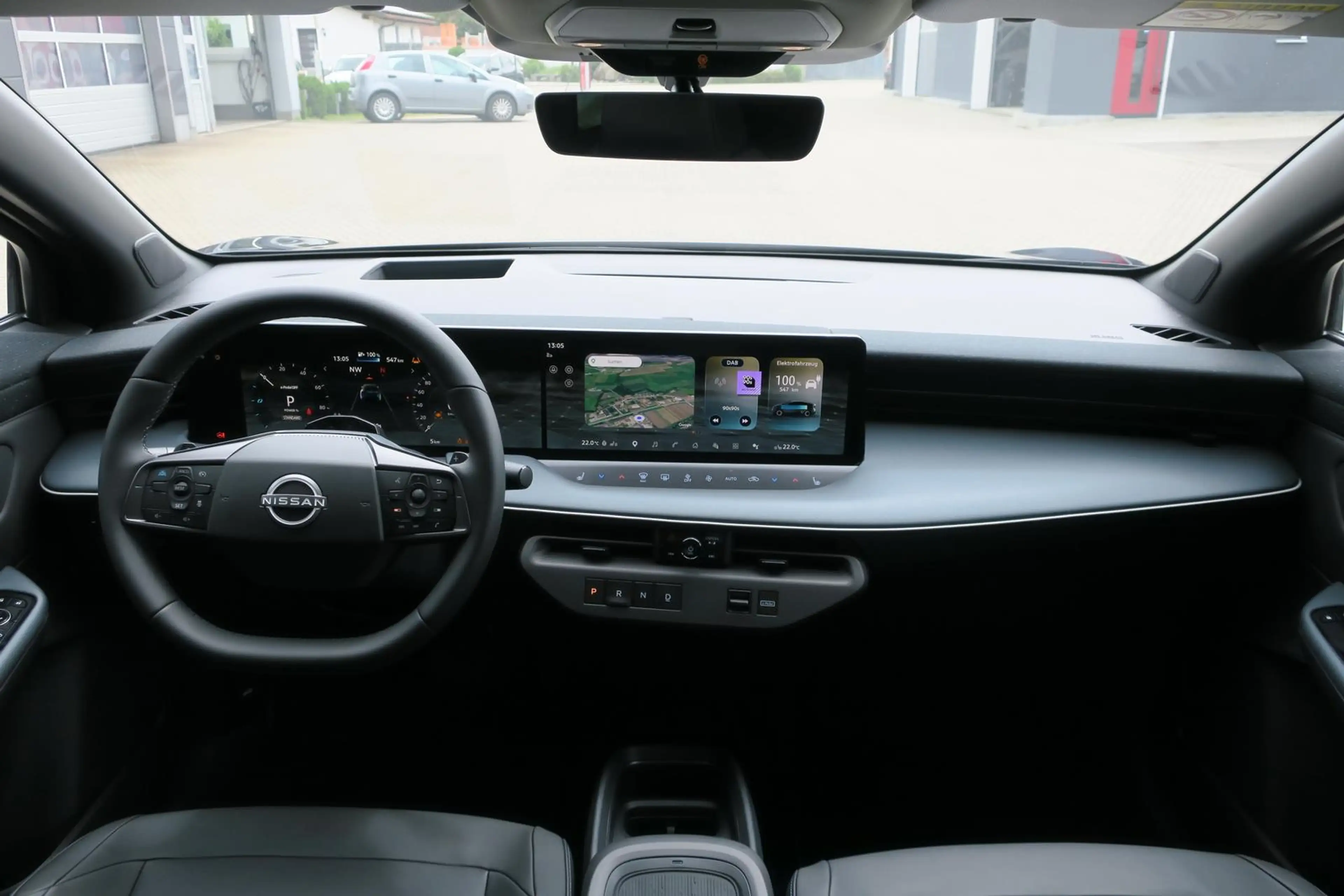 Nissan Leaf 75 kWh ADVANCE PANO HUD ACC SHZ Adapt. LED — photo 12