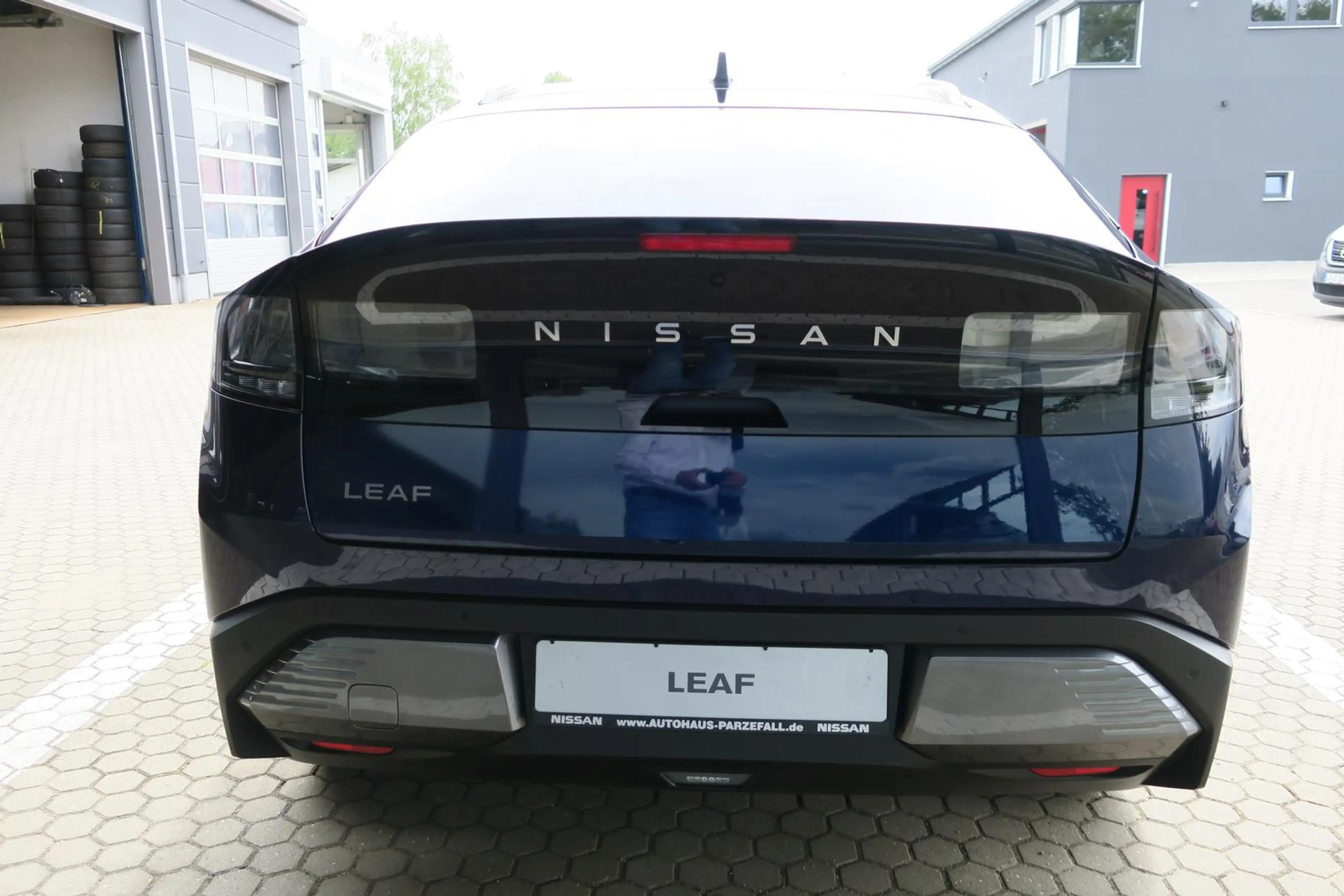 Nissan Leaf 75 kWh ADVANCE PANO HUD ACC SHZ Adapt. LED — photo 6