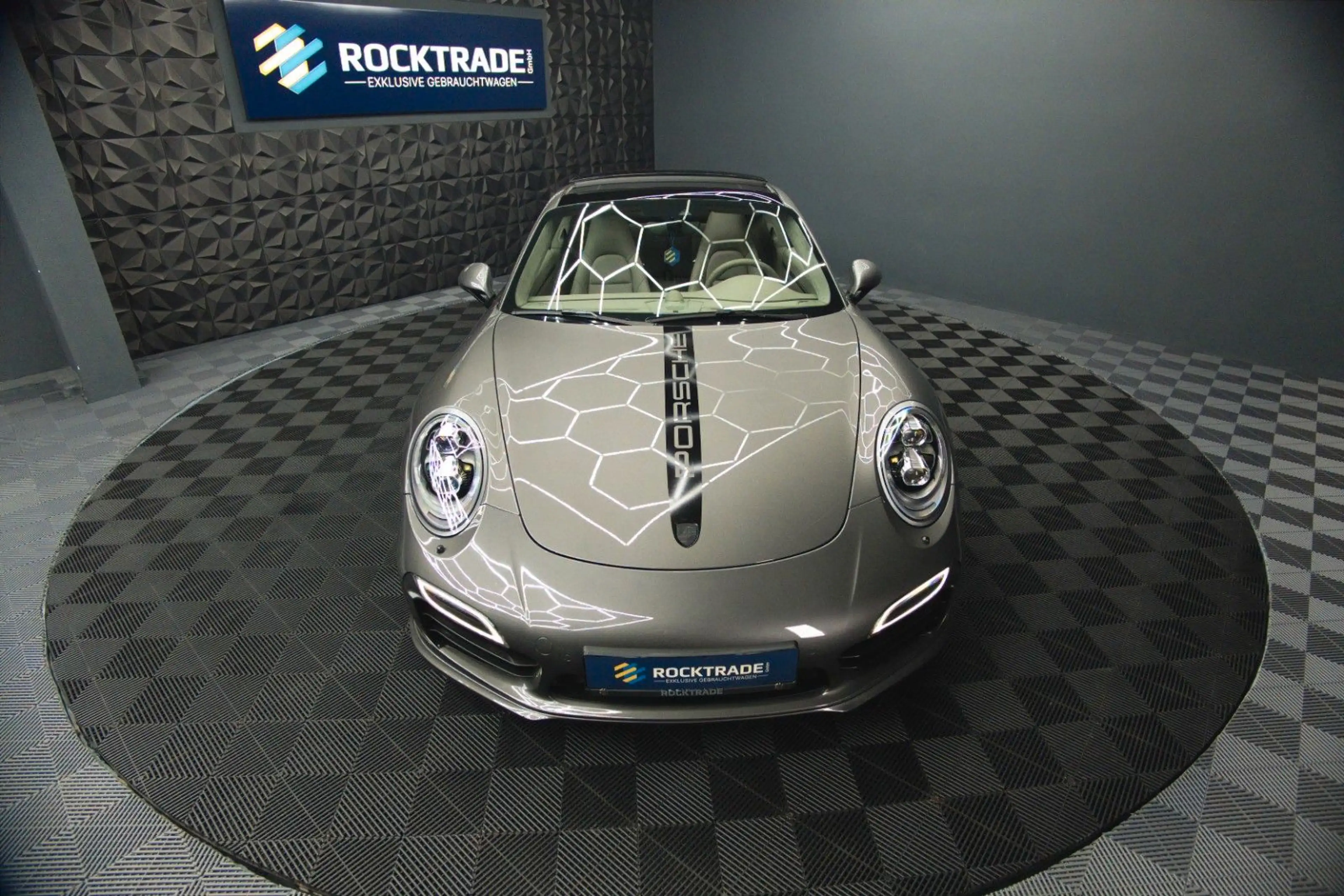 Porsche 991 911 Turbo S Coupe Chrono+ | Ceramic | Carbon — photo 4