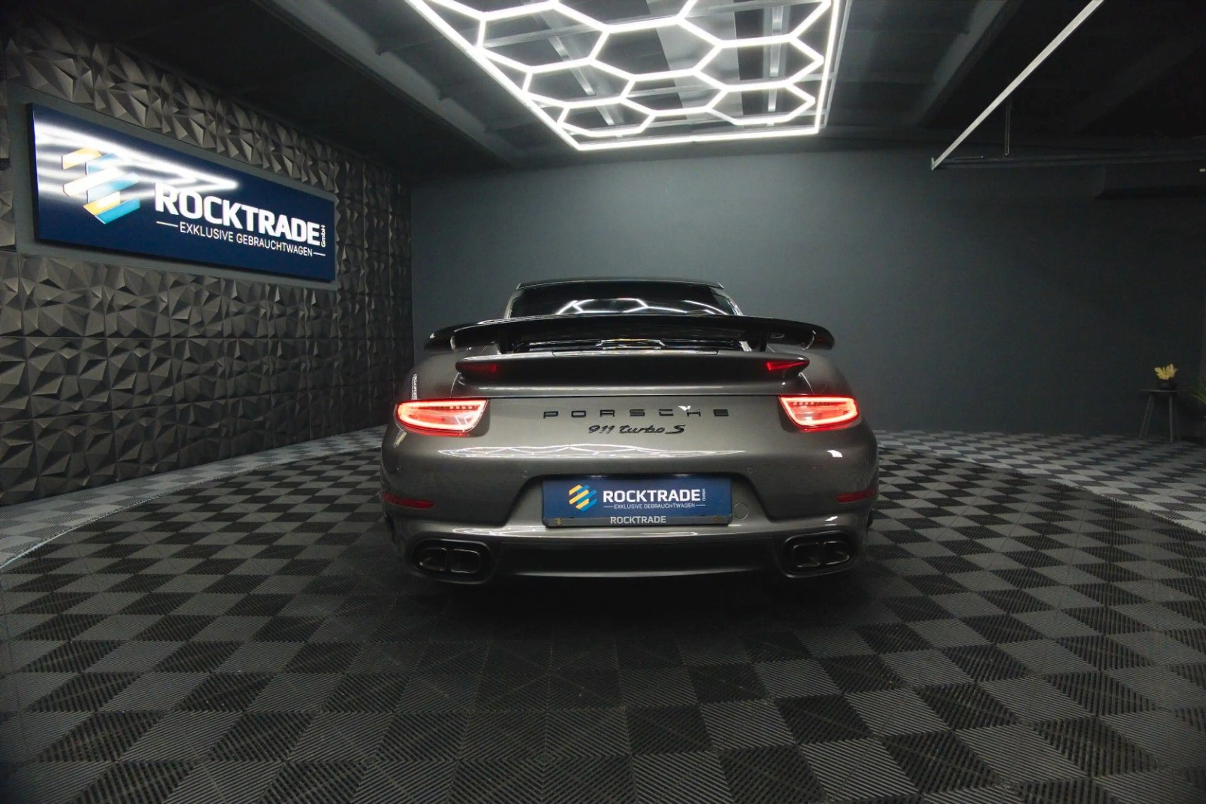 Porsche 991 911 Turbo S Coupe Chrono+ | Ceramic | Carbon — photo 14