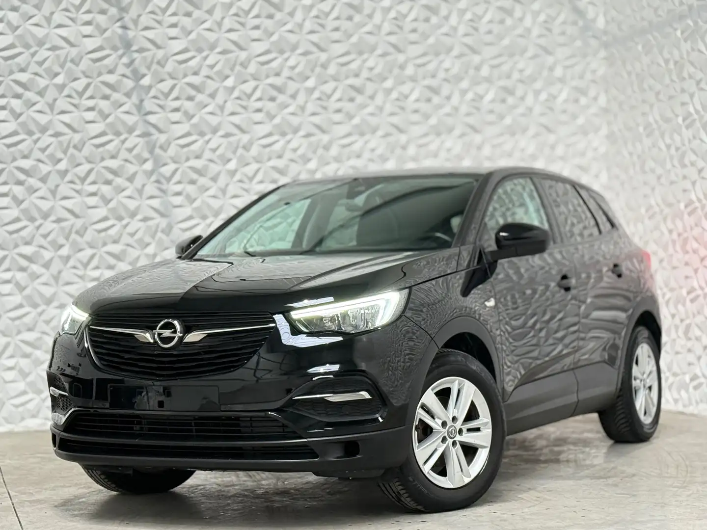 Opel Grandland X Grandland X 1.6 CDTI BlueInjection ECOTEC Comfort Noir - 1