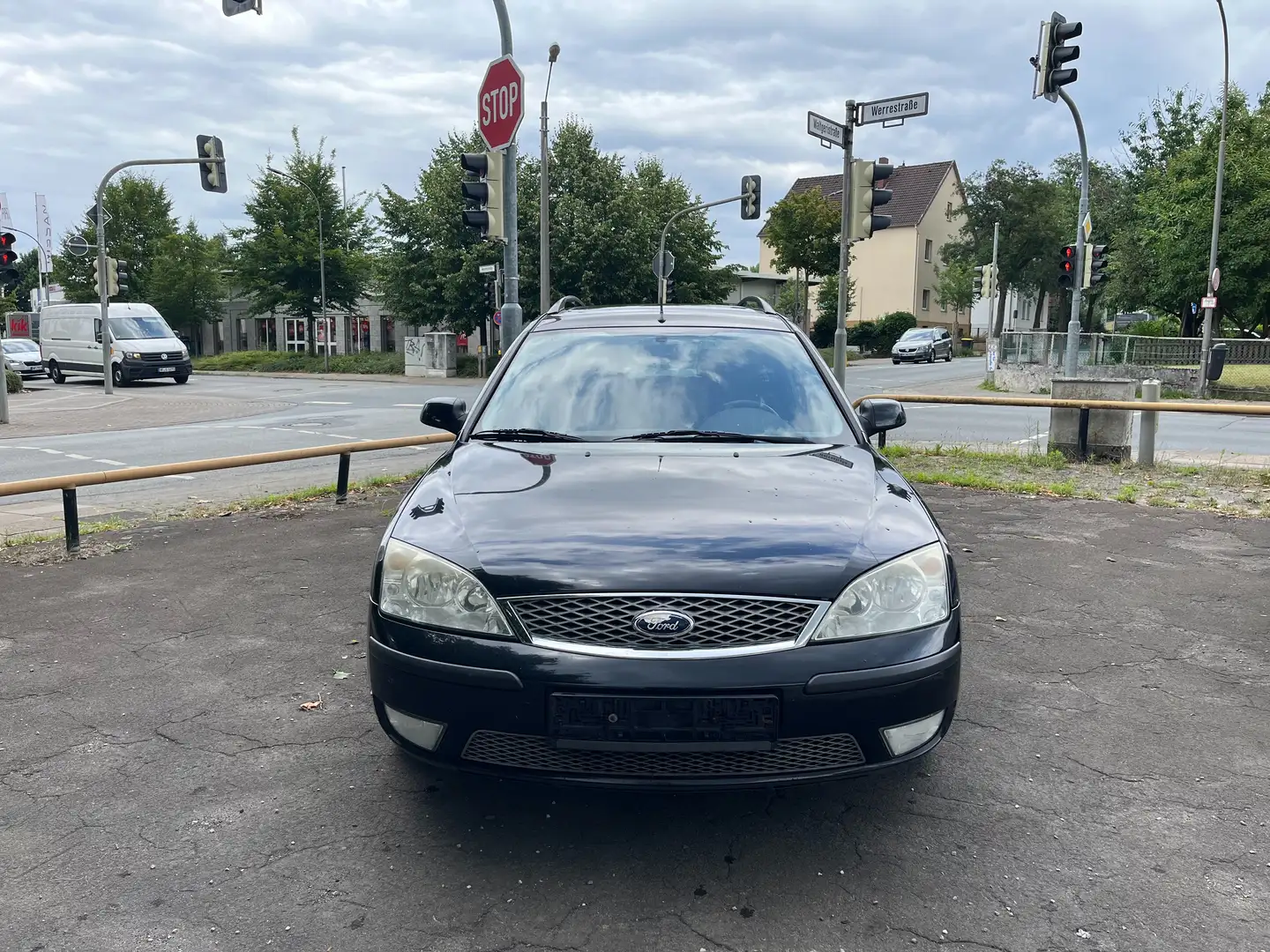 Ford Mondeo EXPORT*TREND*KLIMAAUTOMATIK*AHK*TÜV/AU*05/2026* Schwarz - 2