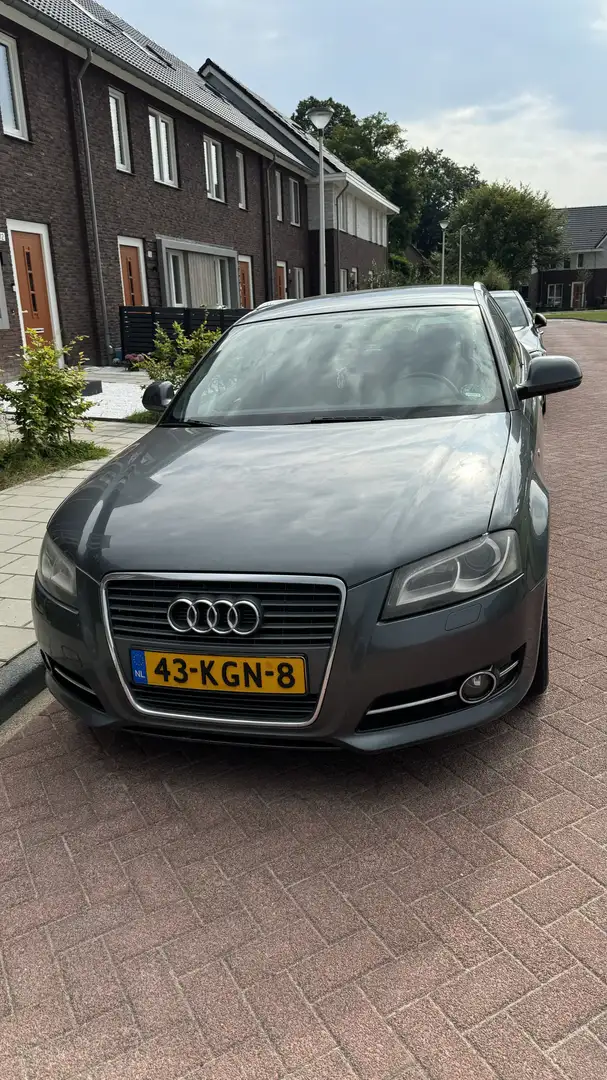 Audi A3 1.4 TFSI S-edition tekoop Grijs - 1