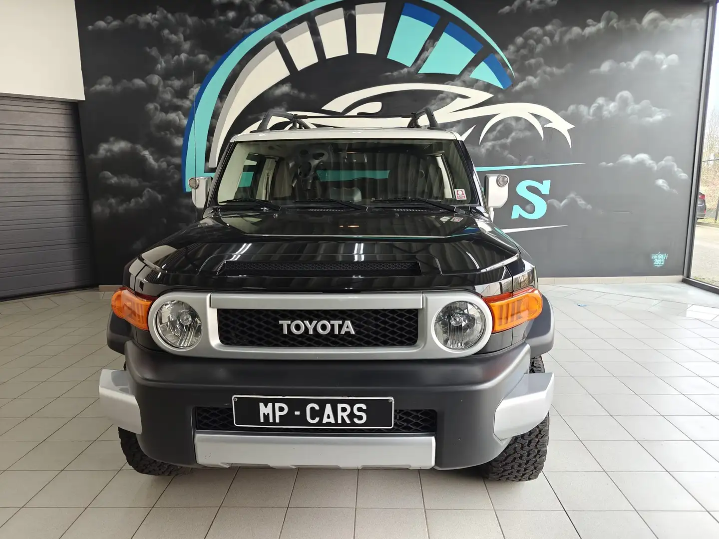 Toyota FJ Cruiser Černá - 2