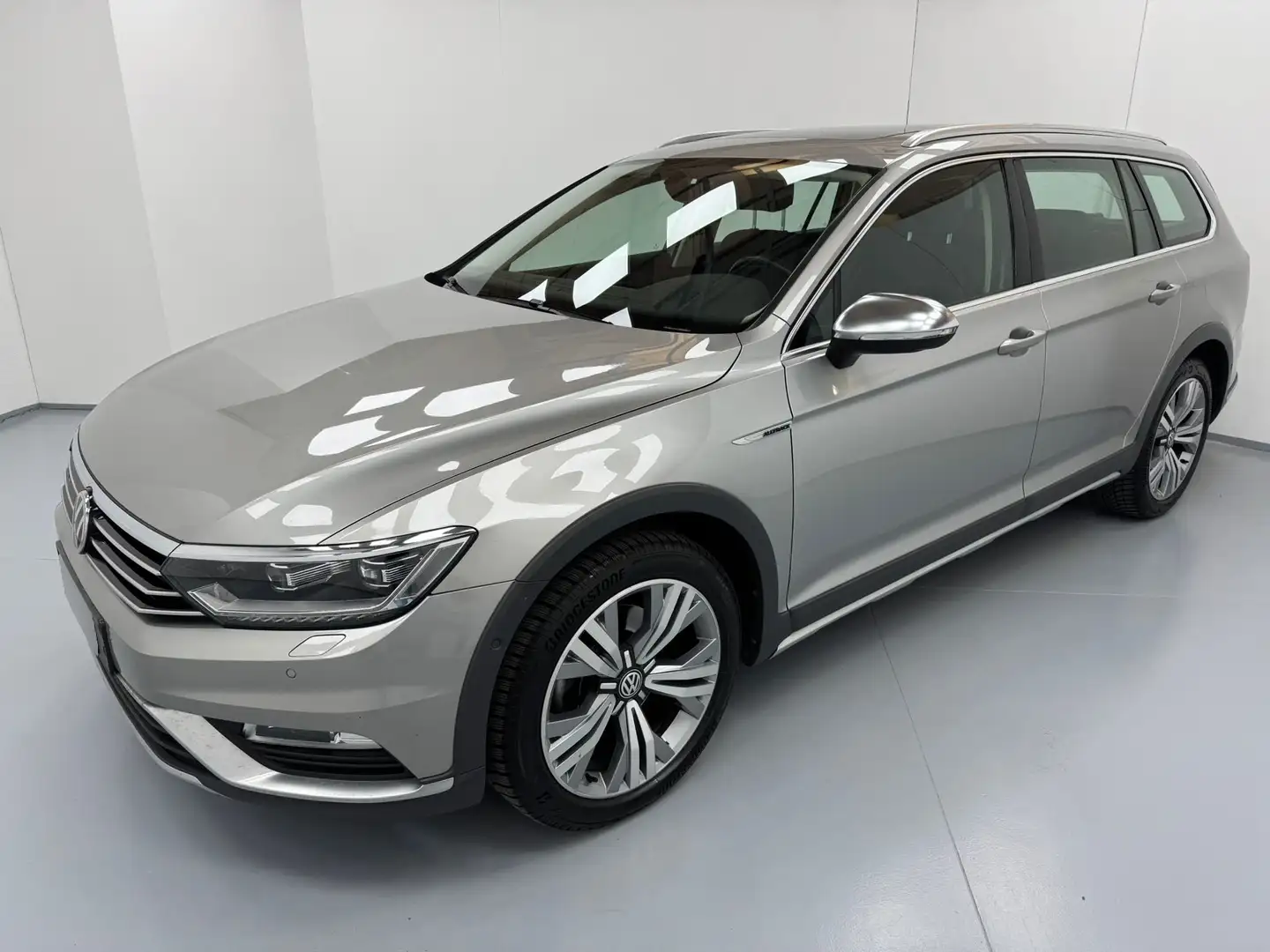 Volkswagen Passat Alltrack 2.0 TDI DSG 4MOTION 190CV *360°+TETTO* PROMO! Argento - 1