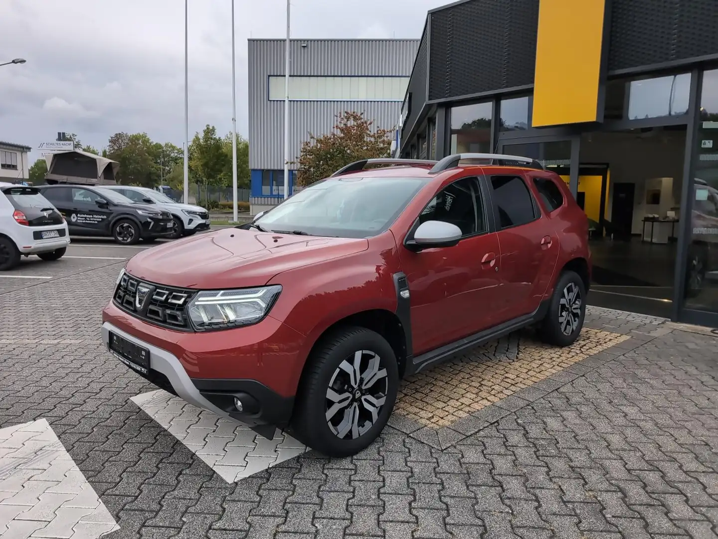 Renault Duster Prestige TCe 150 4WD Allrad AHK Navi PDC Sitzh Rouge - 2