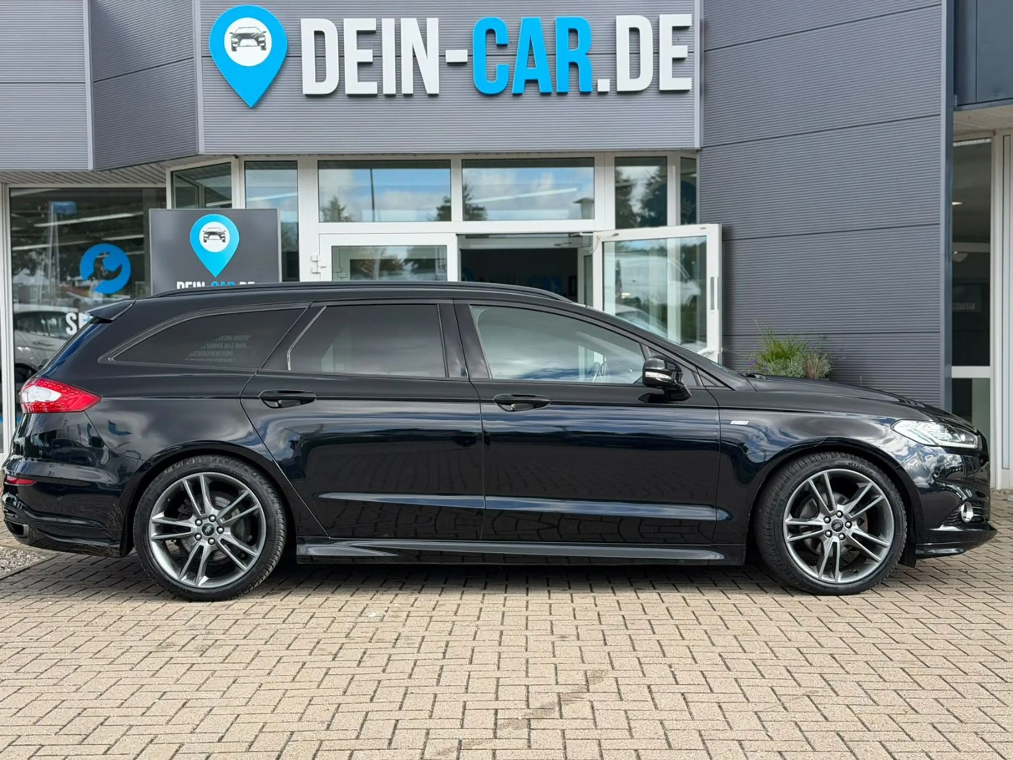 Ford Mondeo ST-Line ACC LED AHK Navi PDC Pano SHZ Spur — photo 5