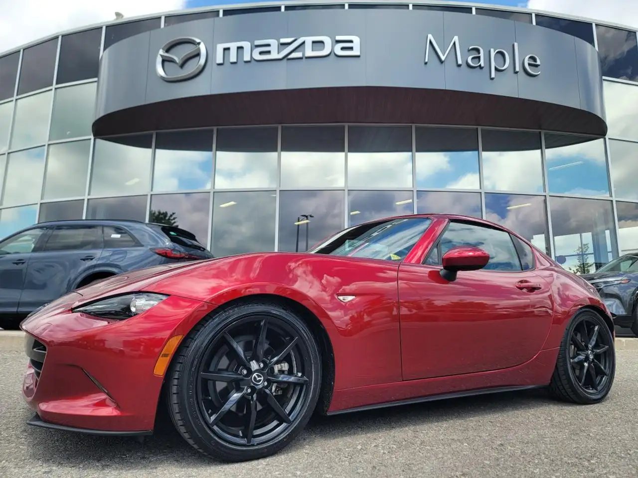 Mazda MX-5 Miata снимка Mazda MX-5 Miata