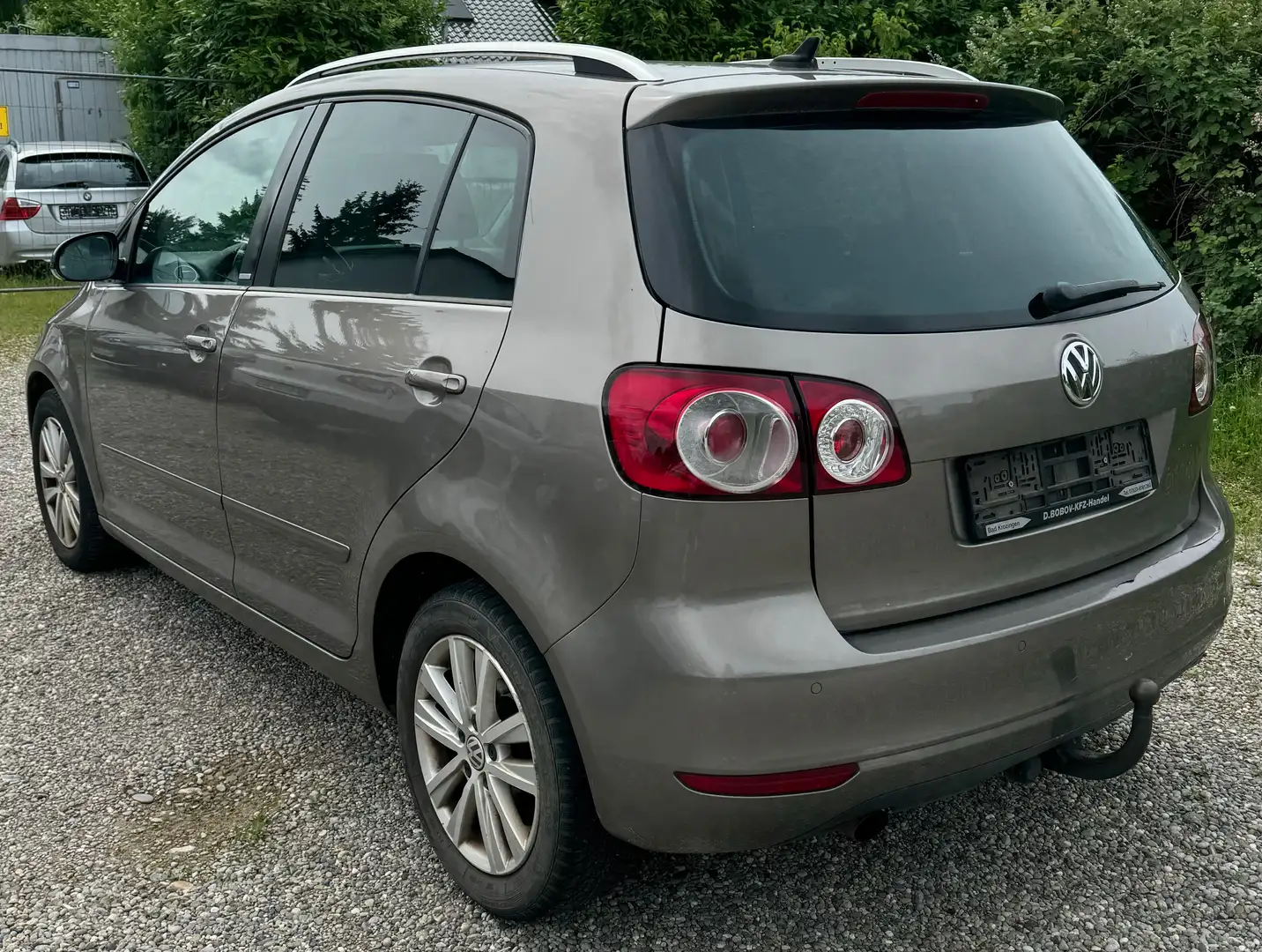 Volkswagen Golf Plus Style 1.6 TDI DSG Navigation PDC Brun - 2