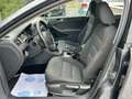 Volkswagen Jetta 1.6Tdi Pdc/Clim/Cruise Control…Garantie 1 an! Gris - thumbnail 6