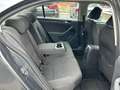 Volkswagen Jetta 1.6Tdi Pdc/Clim/Cruise Control…Garantie 1 an! Gris - thumbnail 14