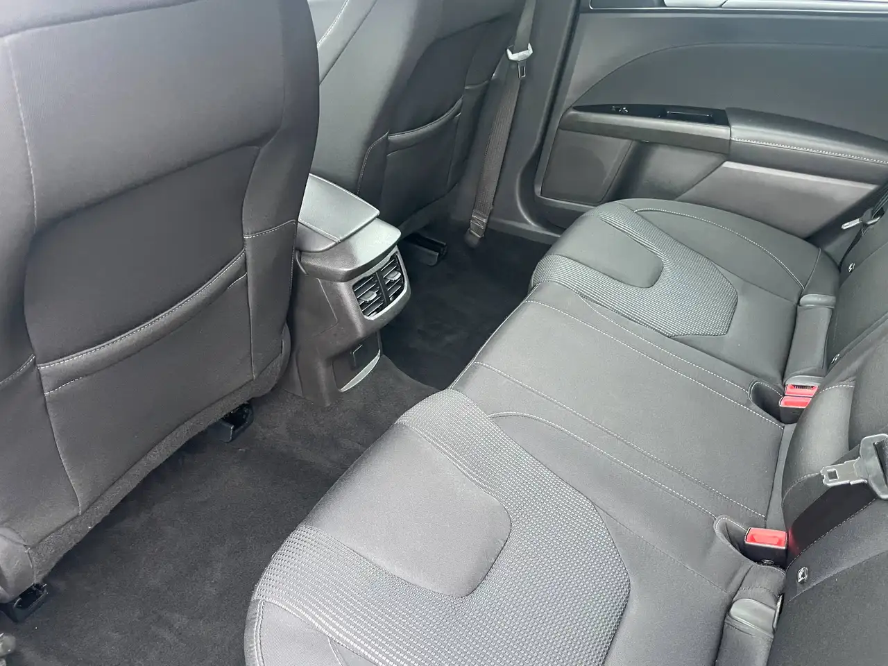 Ford Mondeo IV SW 2.0 ecoblue Titanium Business s, миниатюра 18
