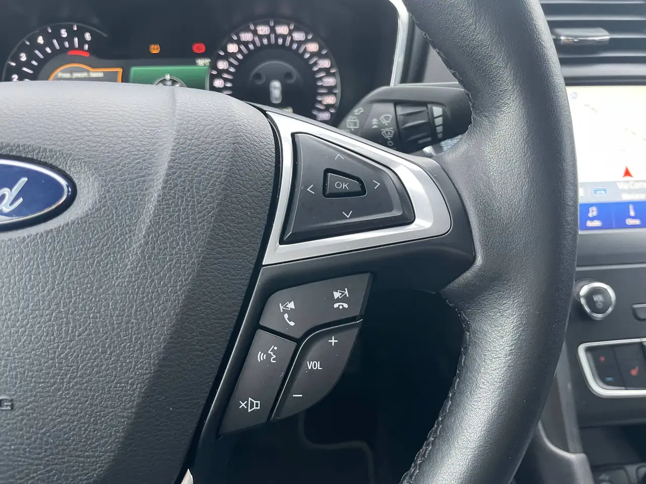 Ford Mondeo IV SW 2.0 ecoblue Titanium Business s, миниатюра 27