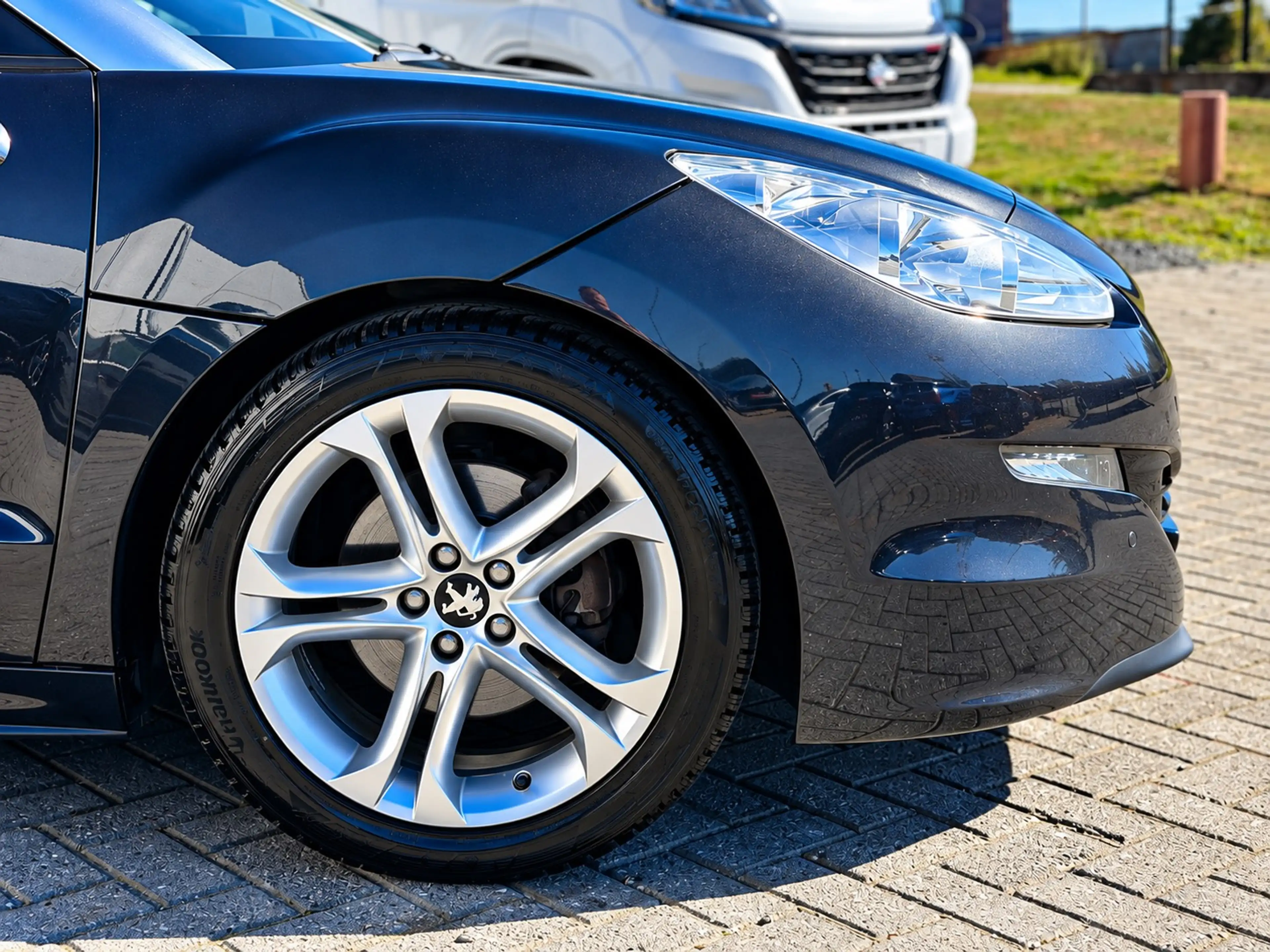 Peugeot RCZ 2.0 HDi — photo 13