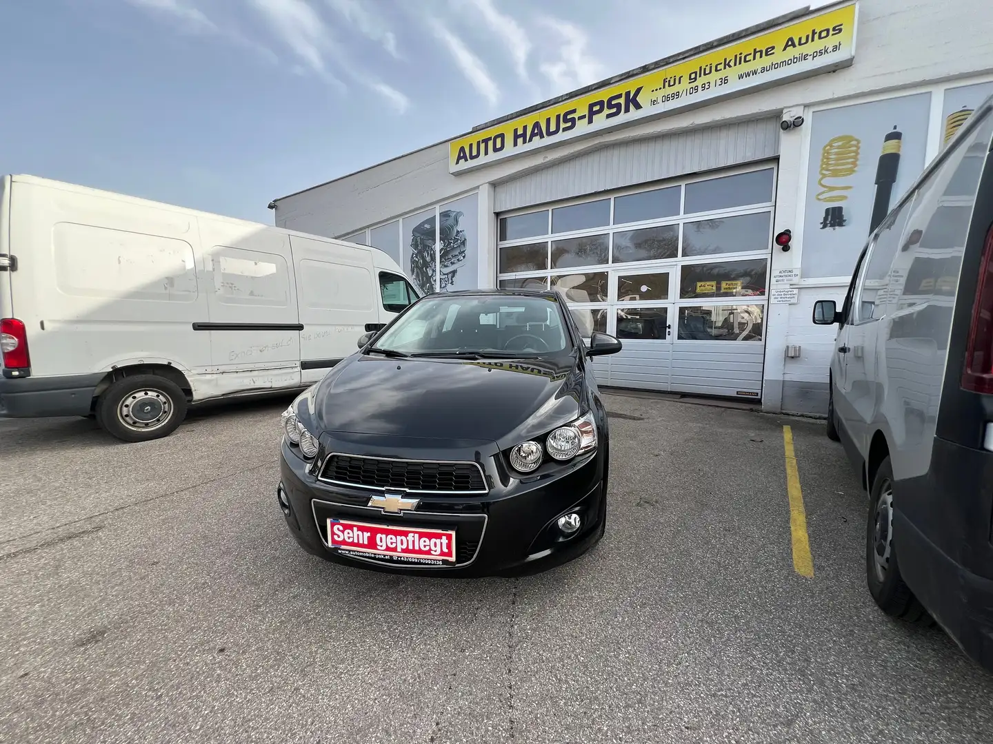 Chevrolet Aveo LTZ Black - 2