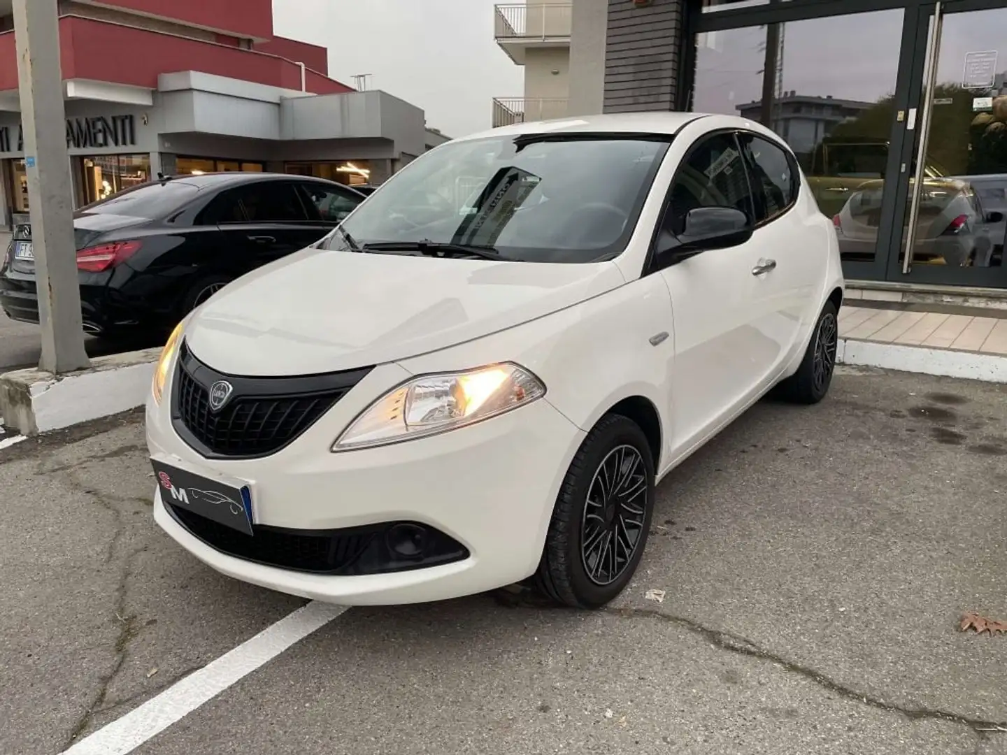 Lancia Ypsilon 1.0 firefly hybrid Silver Plus s Wit - 2