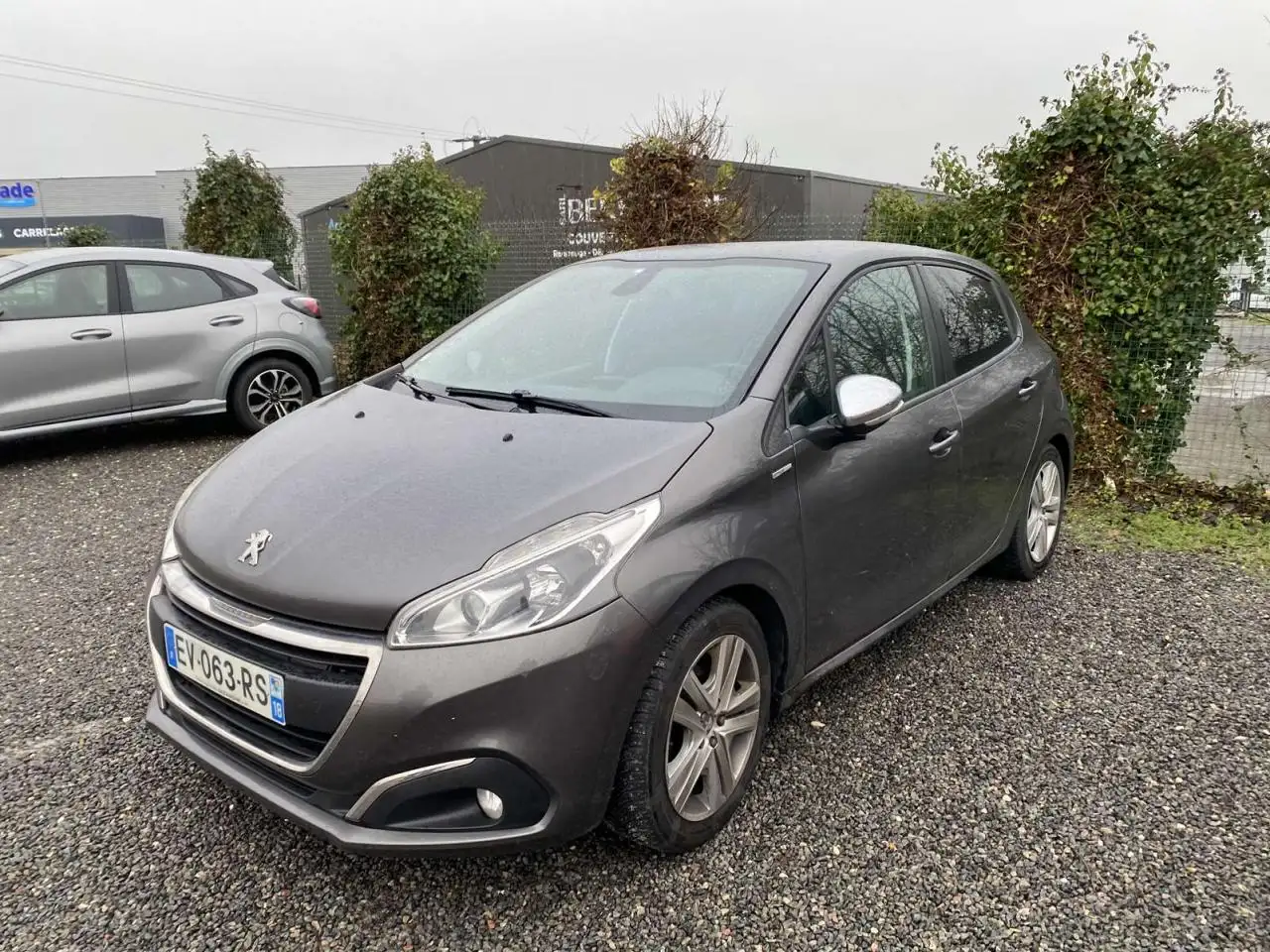 Peugeot 208 1.2i 12V - 82  STYLE