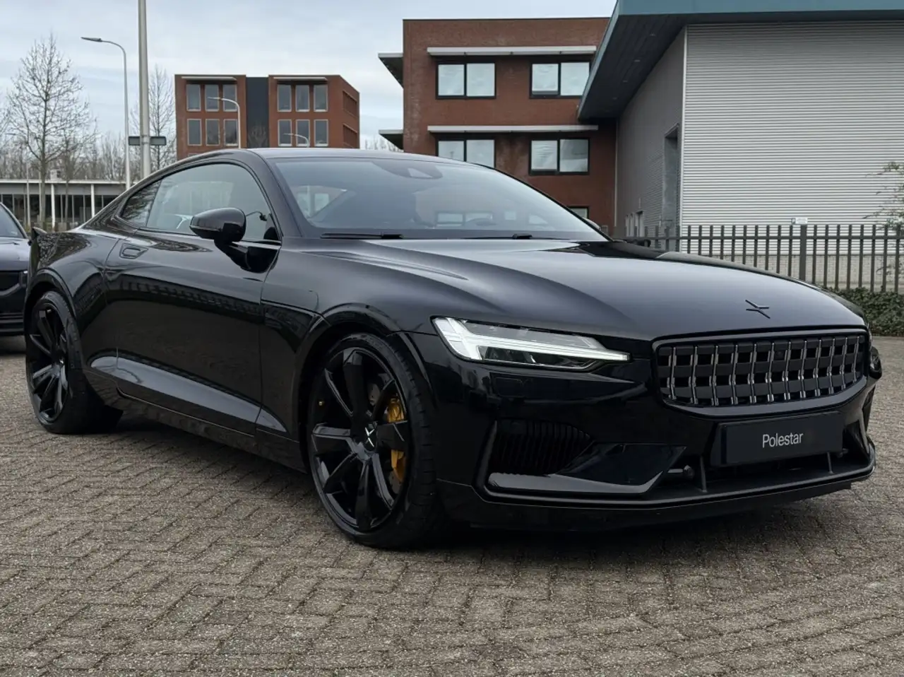 Polestar 1 2021