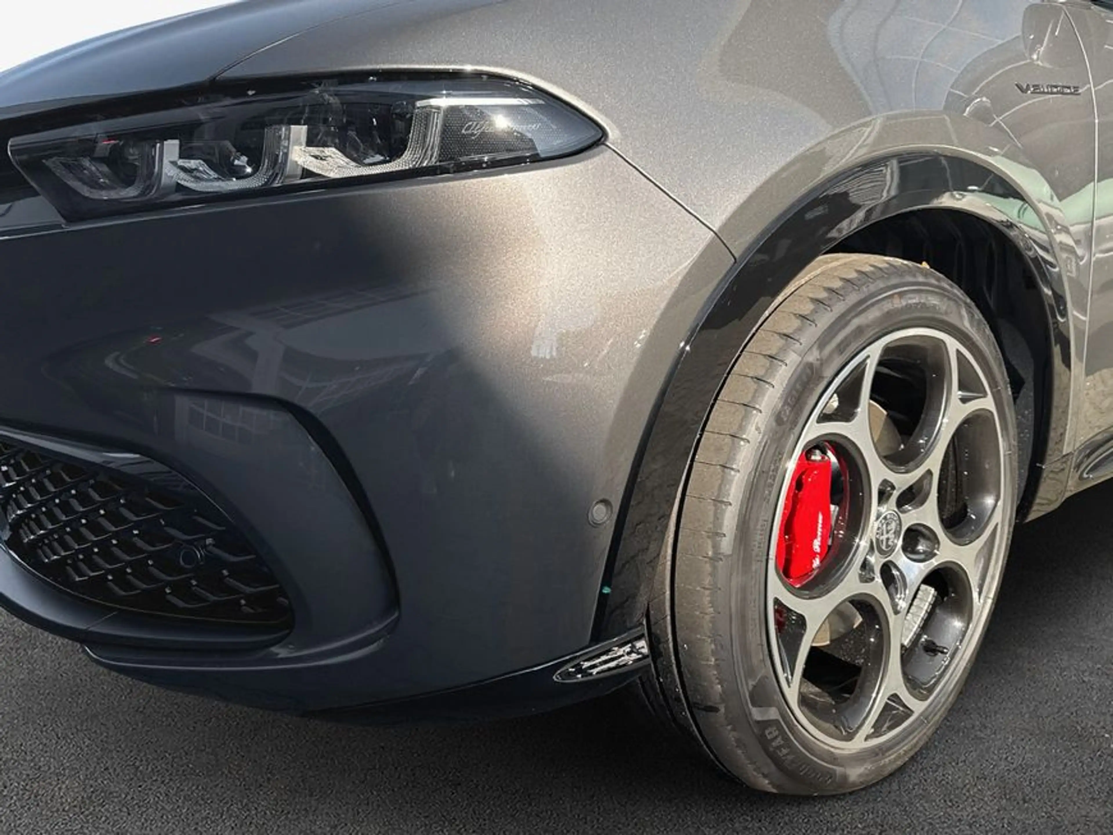Alfa Romeo Tonale 1.5 VGT Hybrid Veloce +Techno-Paket — photo 4