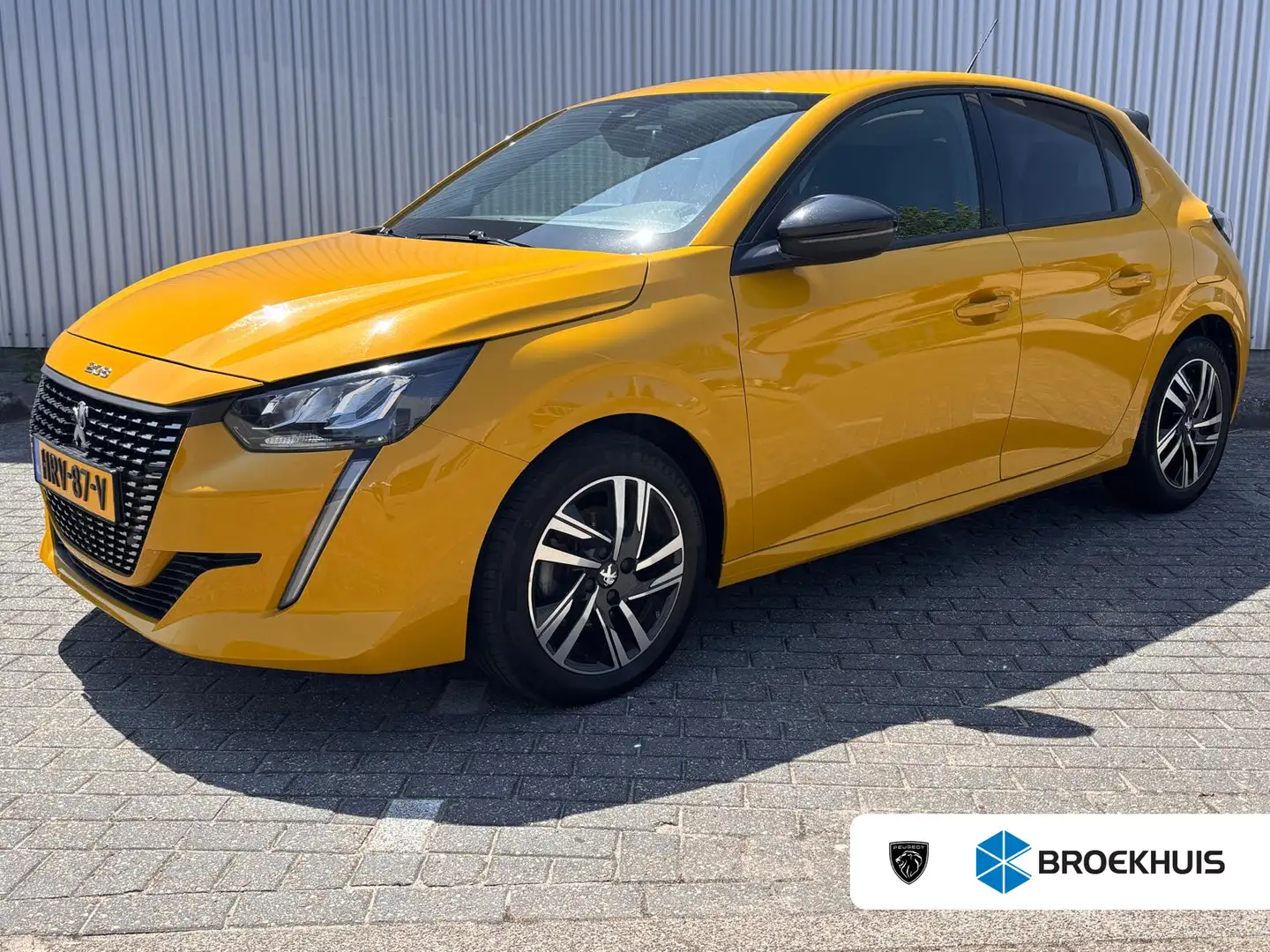 Peugeot 208 1.2 PureTech Allure Pack 100PK | Navigatie | Camer Geel - 1