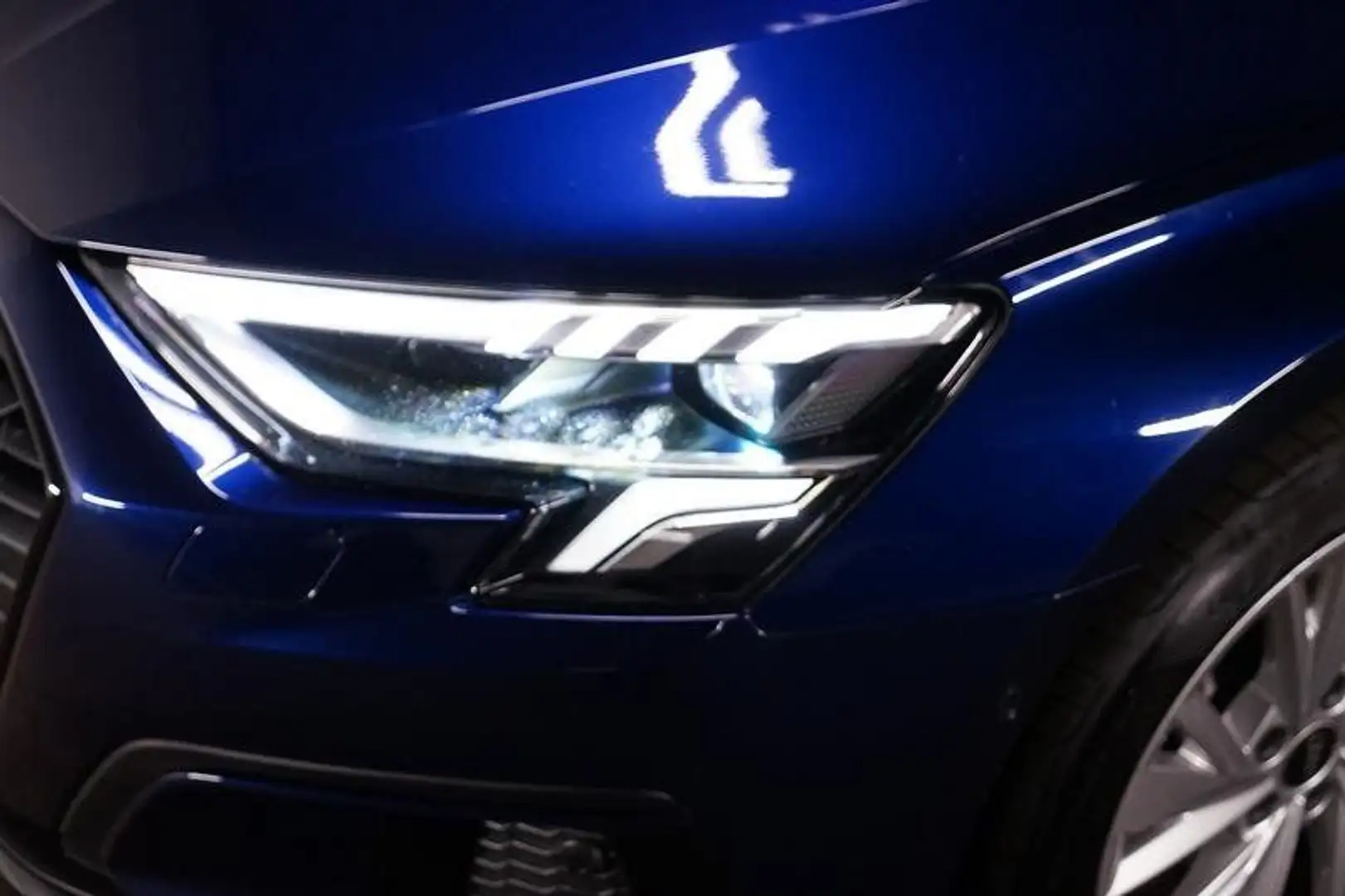 Audi A3 Sportback 40 1.4 TFSI e advanced ACC/AHK/AUT/ Blau - 2