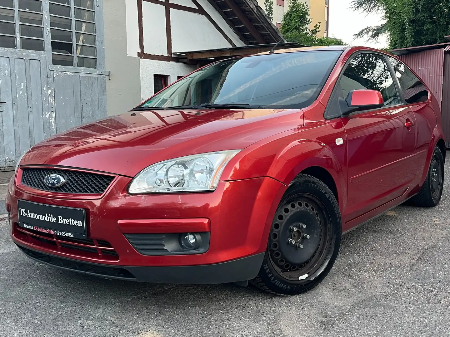 Ford Focus Lim. TDCI,TÜV:07/2026,Klima,Sitzheiz.... Rot - 1