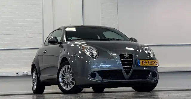 Alfa Romeo Mito view 2