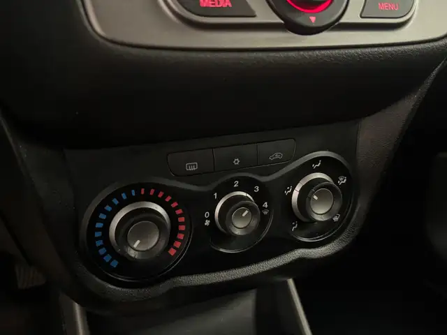 Alfa Romeo Mito view 15