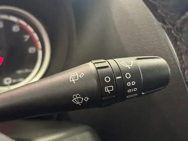 Alfa Romeo Mito view 12
