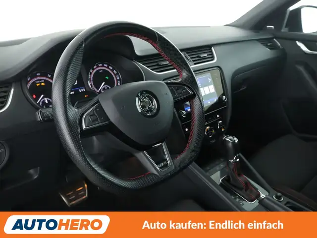 Skoda Octavia view 11