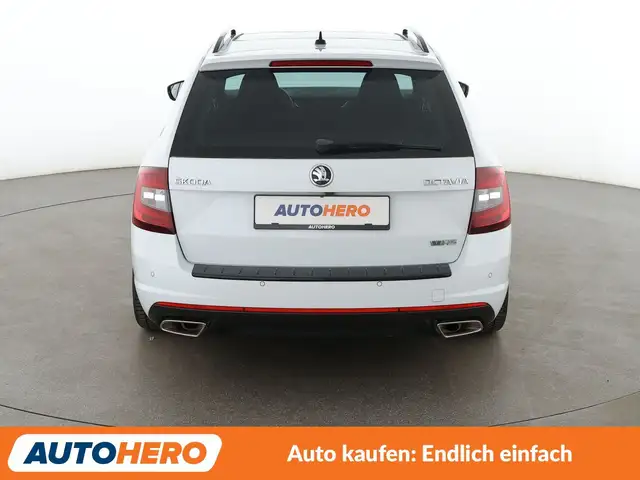 Skoda Octavia view 5